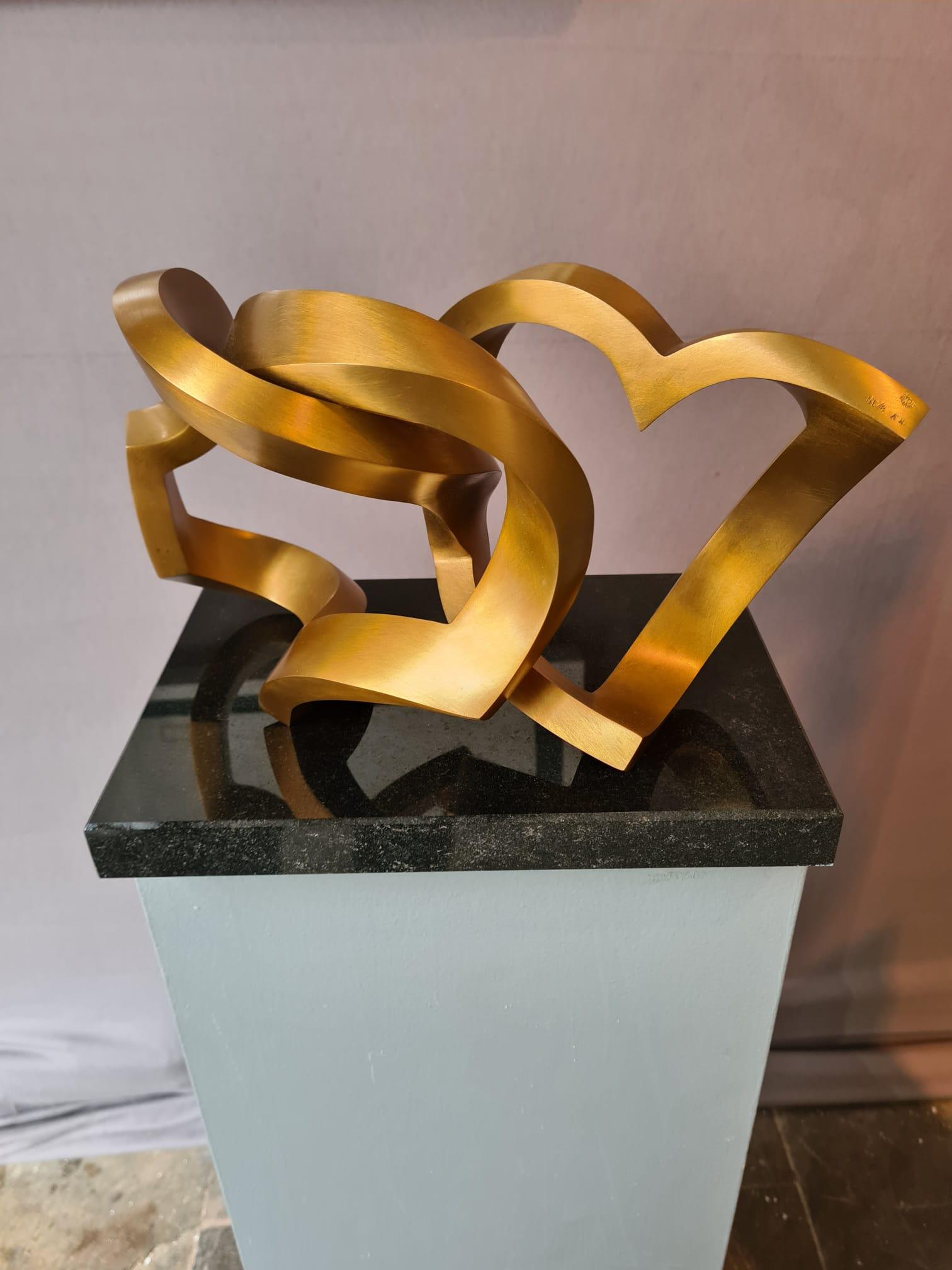 Two Bonds by Kuno Vollet -Contemporary Abstract Gold Bronze sculpture For Sale 3