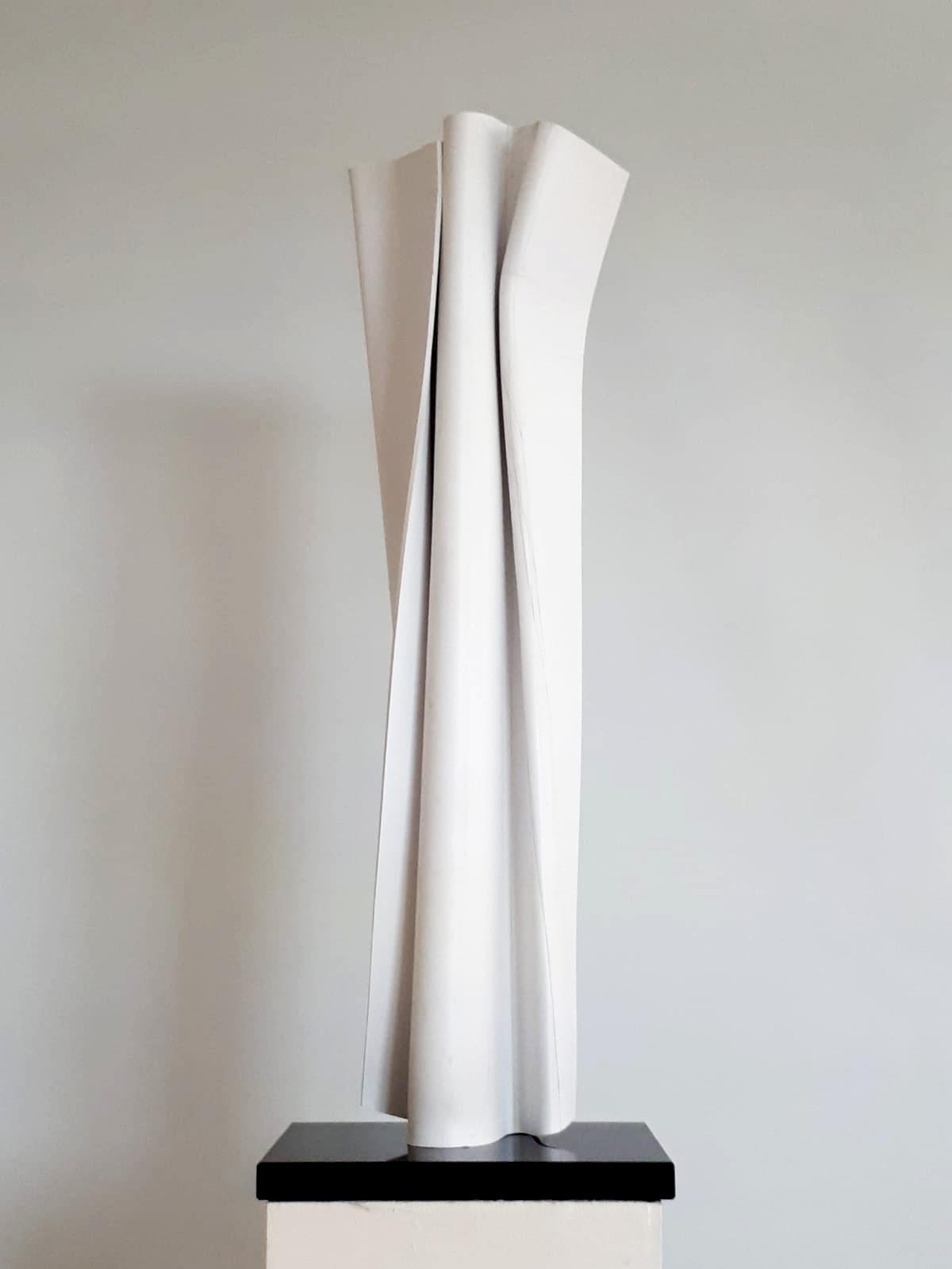 White Convolution by Kuno Vollet Contemporary Sculpture for indoor or outdoor 2