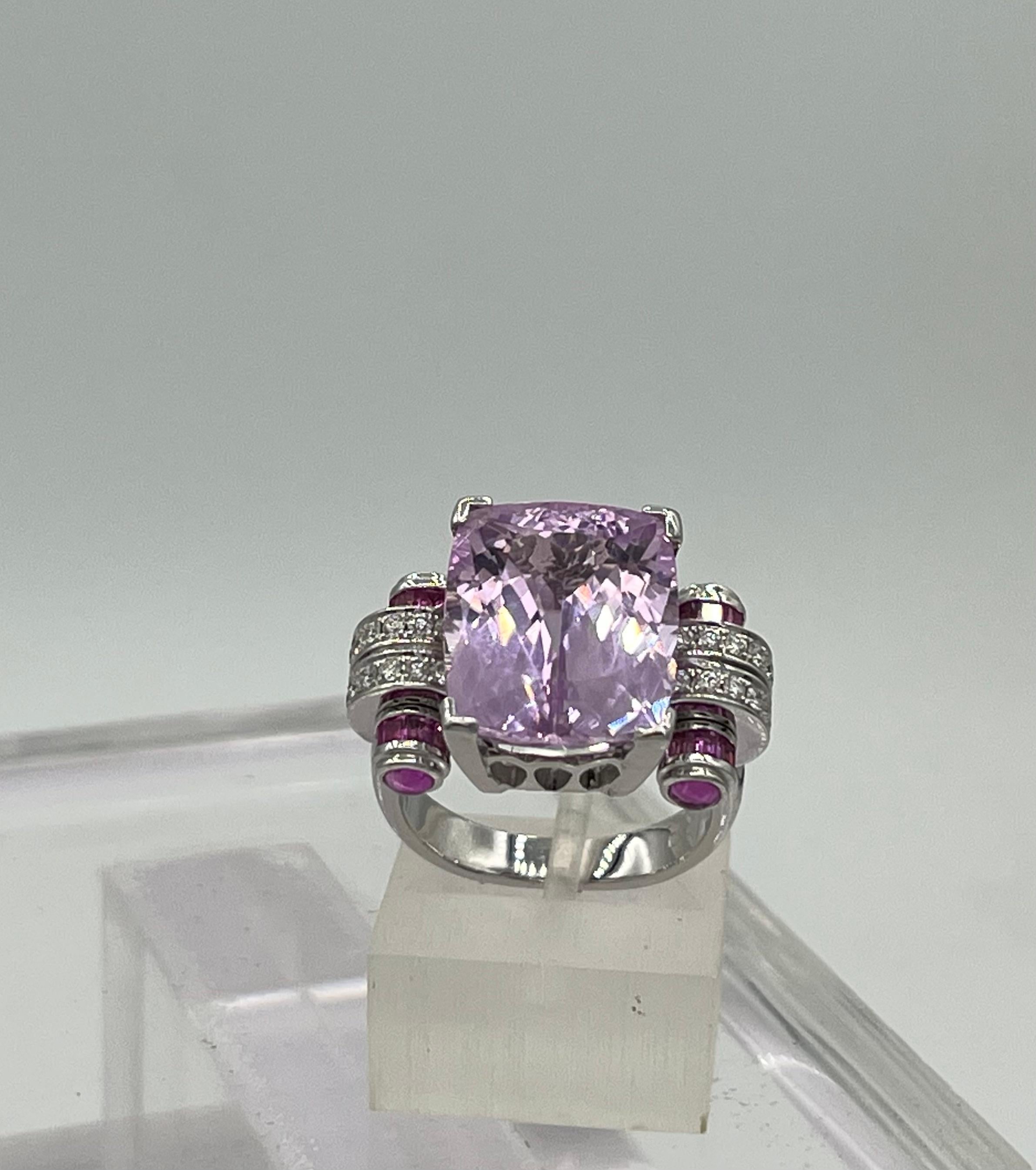 Kunzit Diamond Saphire ring in 18k gold 3