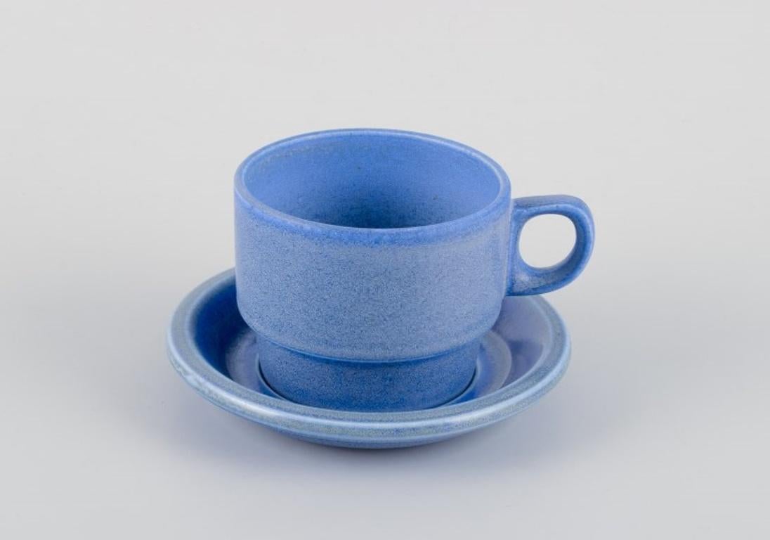 Autrichien Kunsthandwerk Autriche, service à thé pour trois en grès bleu clair. Années 1960/70. en vente