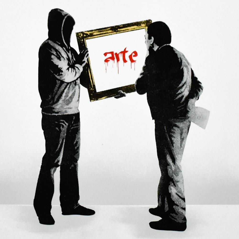 Impression très astucieuse Ist Das Kunst Oder Kaan Das Weg de Kunstrasen.
Numérotée à la main en bas à gauche et signée par Kunstrasen en bas à droite au crayon.
Édition limitée à 10 exemplaires.
Ce tirage est le n°7 de 10.
Représentation satirique