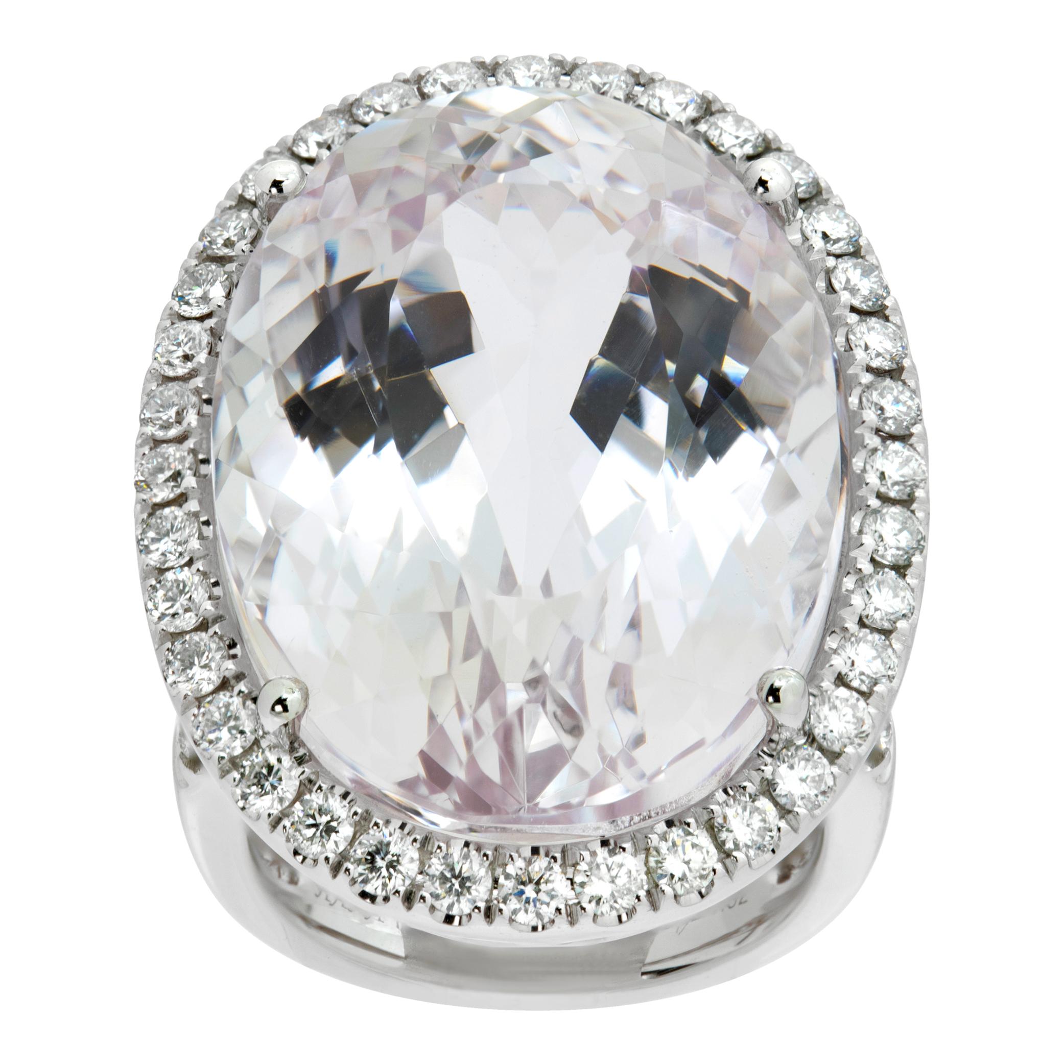 Bague en or blanc 18 carats kunzite