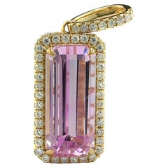 Kunzite 19.17 Carat Diamond Pendant 18 Karat Yellow Gold sophisticated design