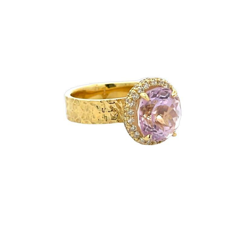 Brilliant Cut  Kunzite 4.84 CT & Diamond Cocktail Ring 0.20 CT in 18 Yellow Gold  For Sale