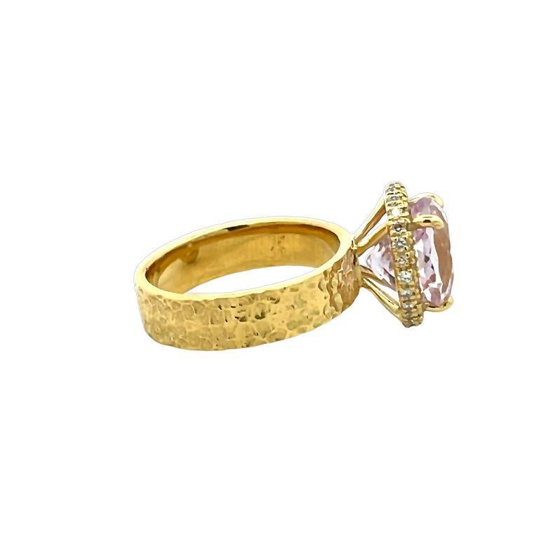  Kunzite 4.84 CT & Diamond Cocktail Ring 0.20 CT in 18 Yellow Gold  In New Condition For Sale In New York, NY