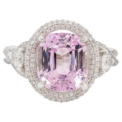 Anello di Kunzite da 5 carati con diamanti in oro 18k