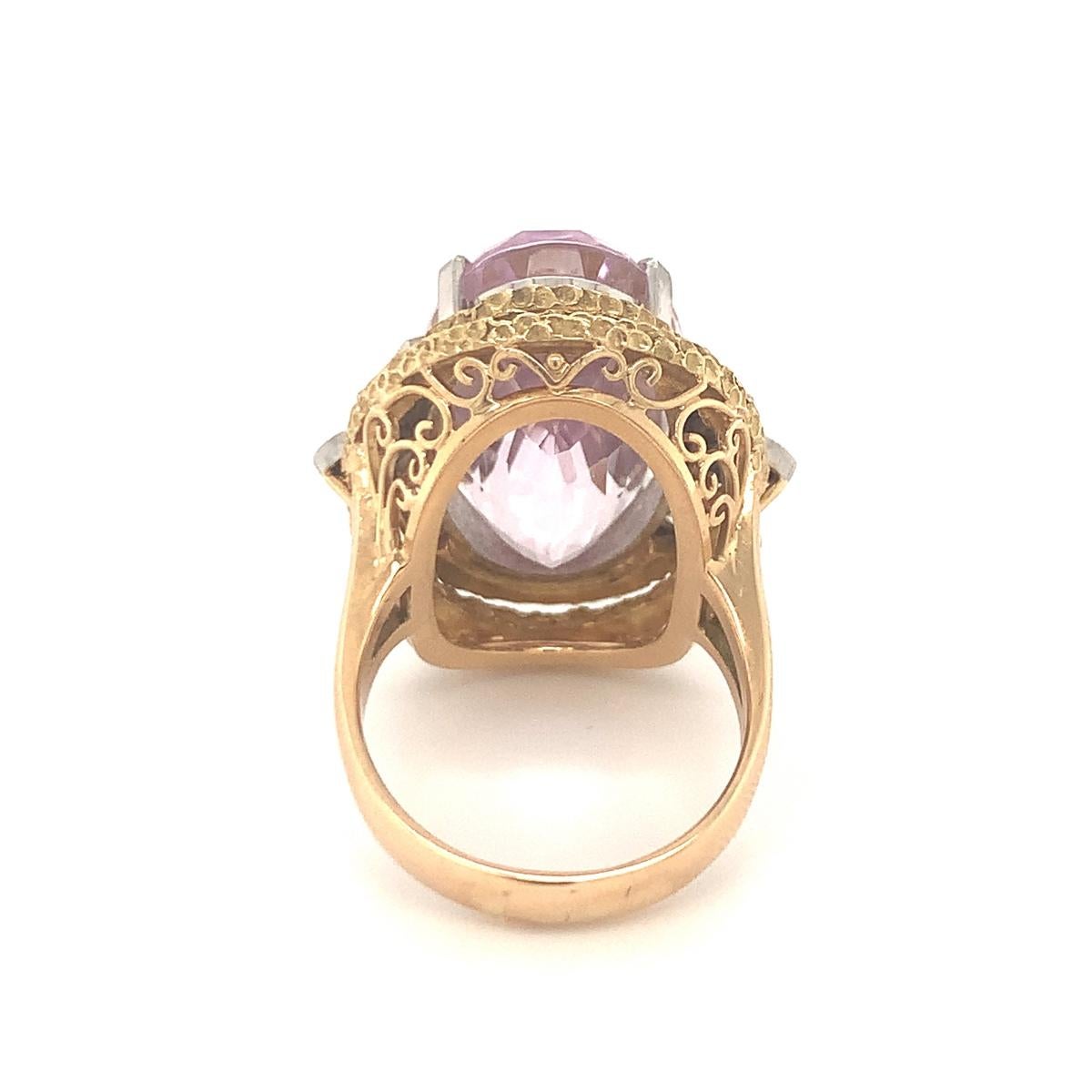 Kunzite and Diamond 18K Yellow Gold and Platinum Ring, circa 1960s In Good Condition For Sale In Beverly Hills, CA