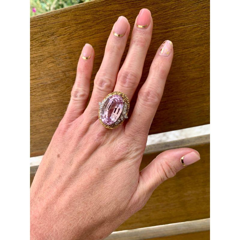 Kunzite and Diamond 18K Yellow Gold and Platinum Ring, circa 1960s For Sale 2