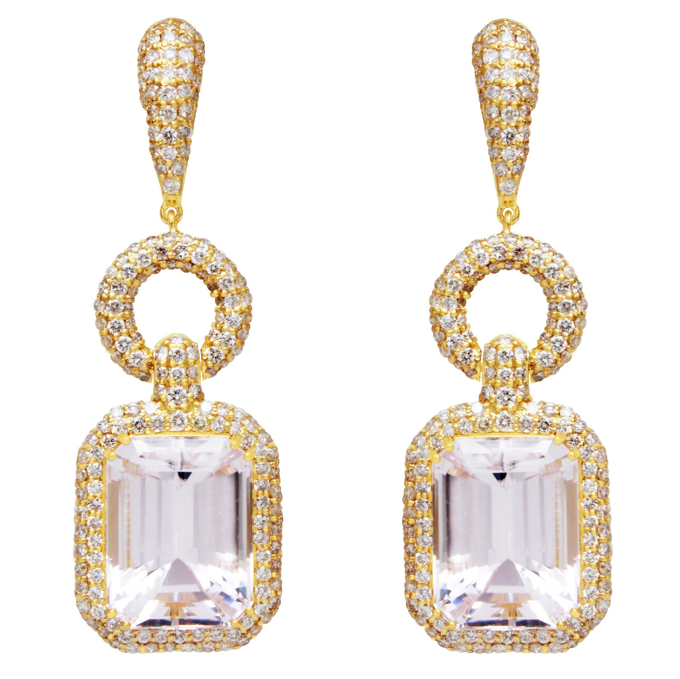 Kunzite and Diamond Earrings in 18 Karat Yellow Gold For Sale