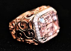 Kunzite Cocktail  Diamond Ring 18 Karat Rose Gold