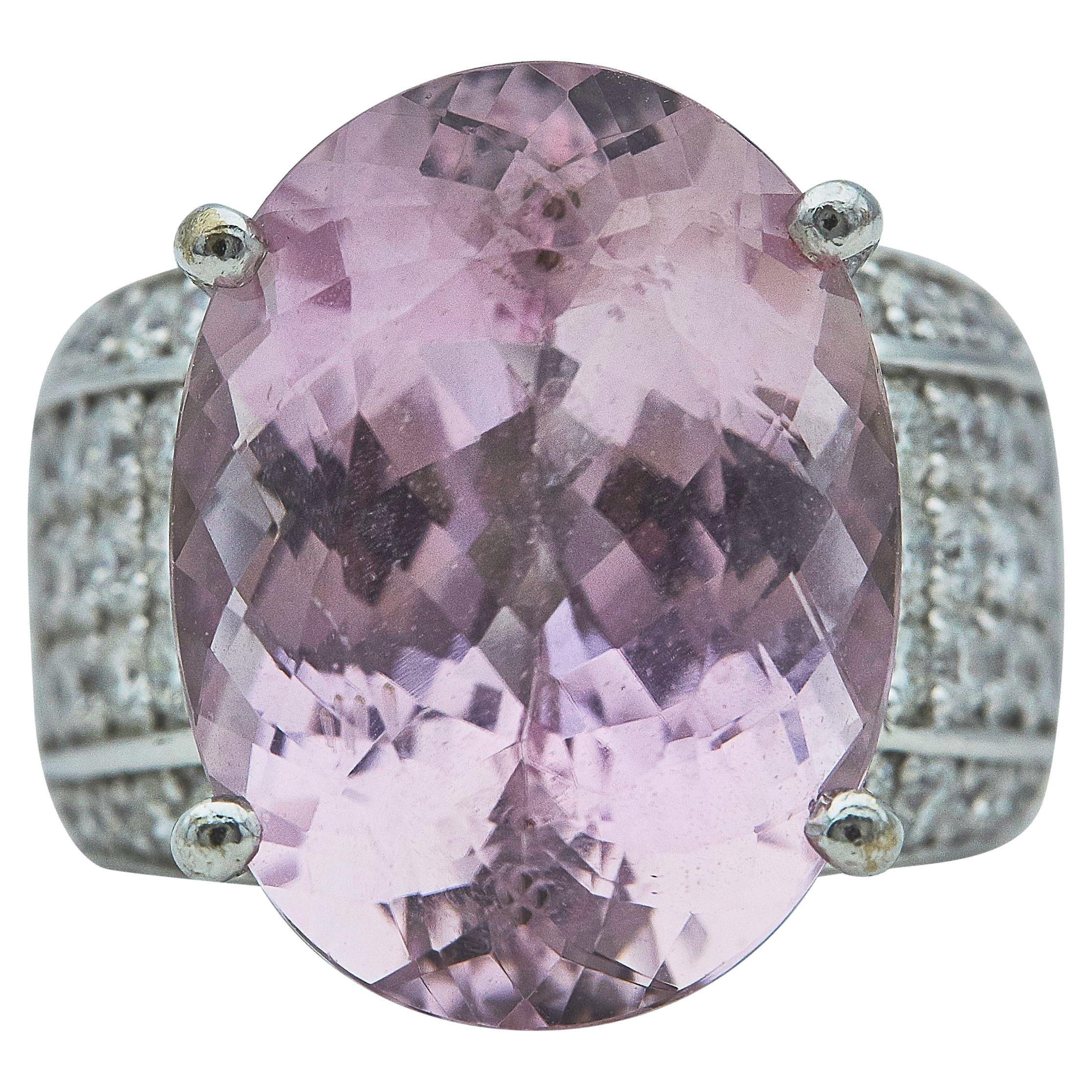 Kunzite and Diamond Ring im Angebot