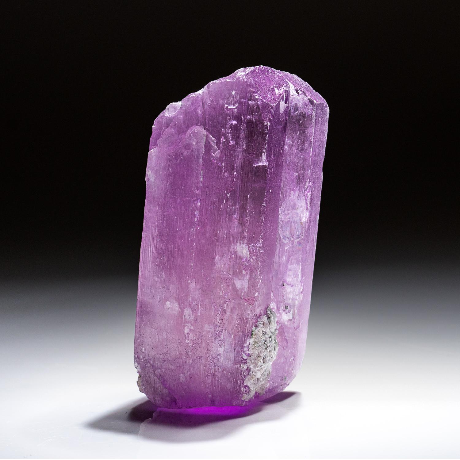 Contemporary Kunzite Crystal from Nuristan Province, Afghanistan '1.3 Lbs' For Sale