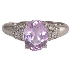 Kunzite 
Diamond 18K White Gold Ring
