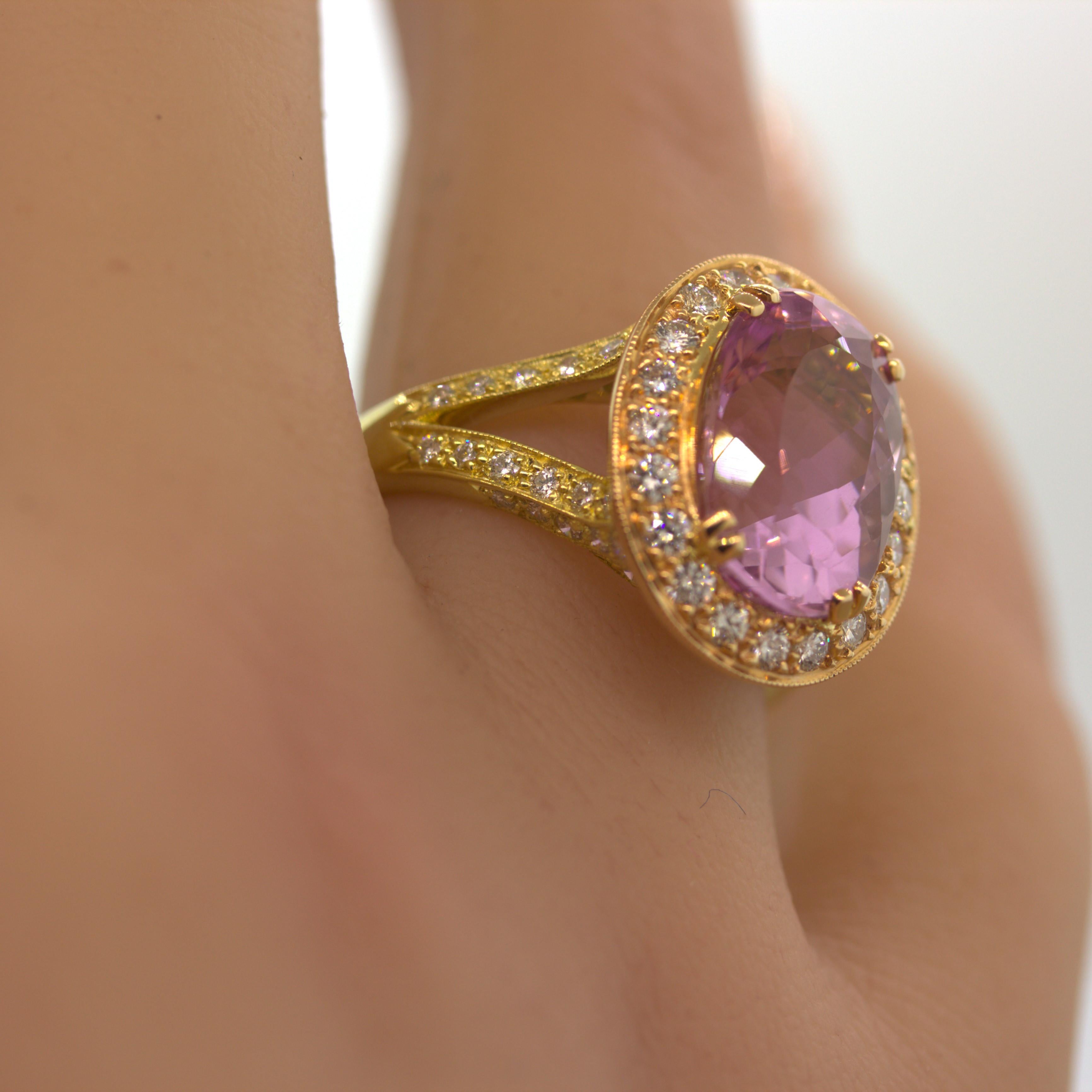 Kunzite Diamond Two-Tone Rose & Yellow Gold Ring For Sale 2