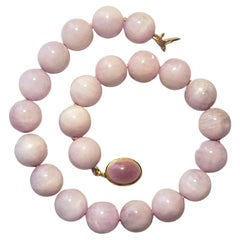 Collier noué en kunzite avec fermoir en kunzite