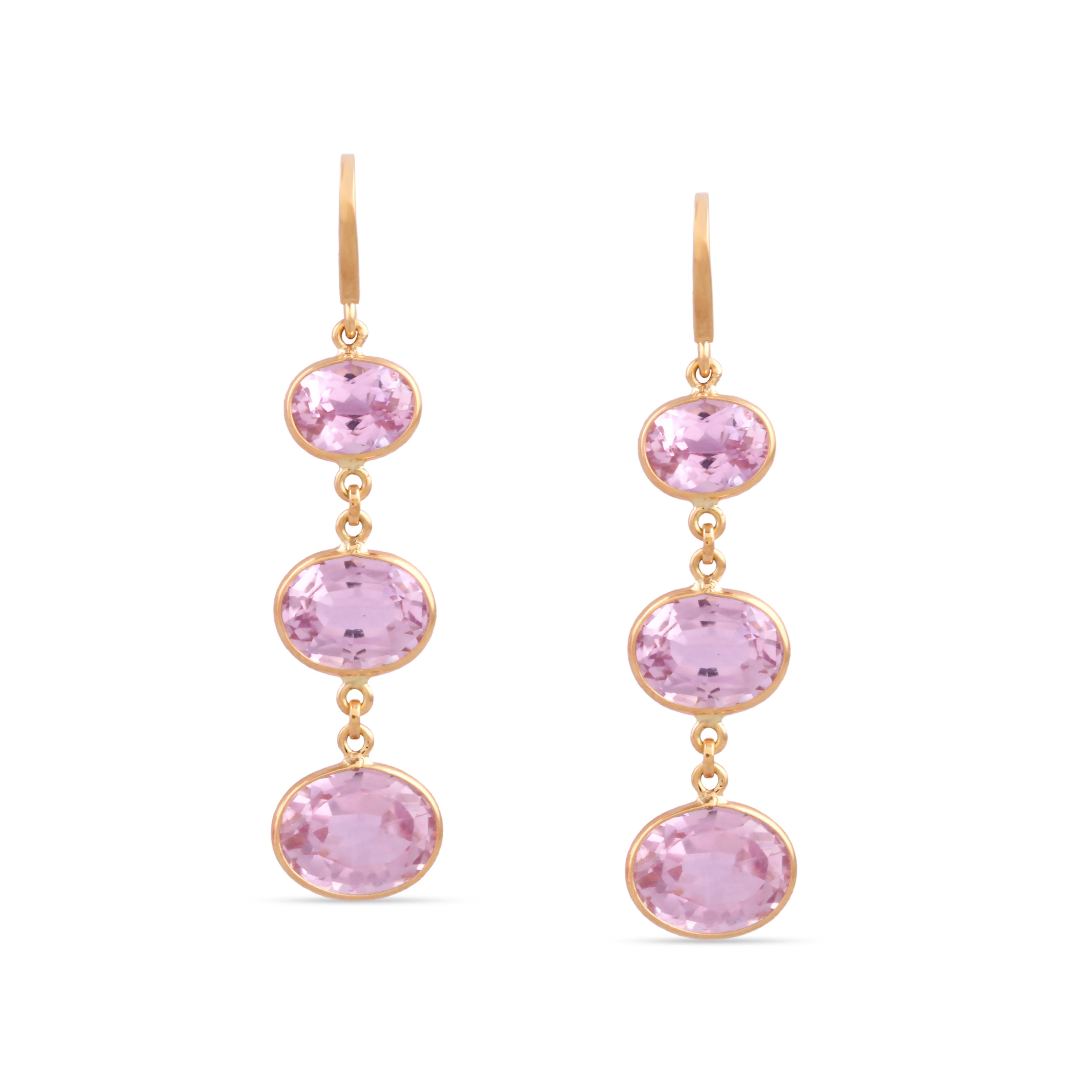 Tresor Beautiful Earring feature 13.645 carats of Kunzite. The Earring is an ode to the luxurious yet classic beauty with sparkly gemstones and feminine hues. Their contemporary and modern design make them perfect and versatile to be worn at any