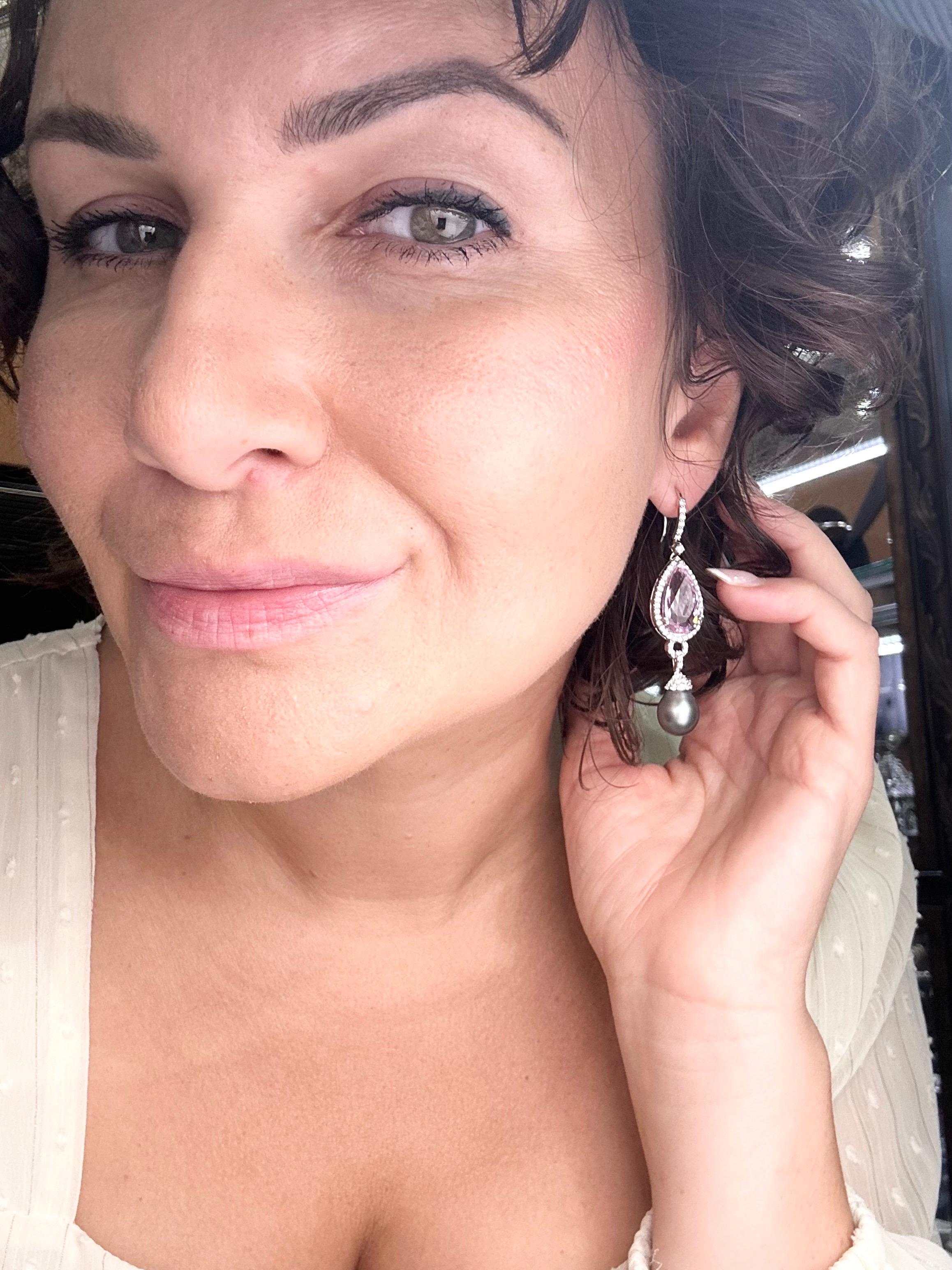 Kunzite Pink Tahitian pearl earrings 18KT gold cocktail earrings In New Condition For Sale In Boca Raton, FL