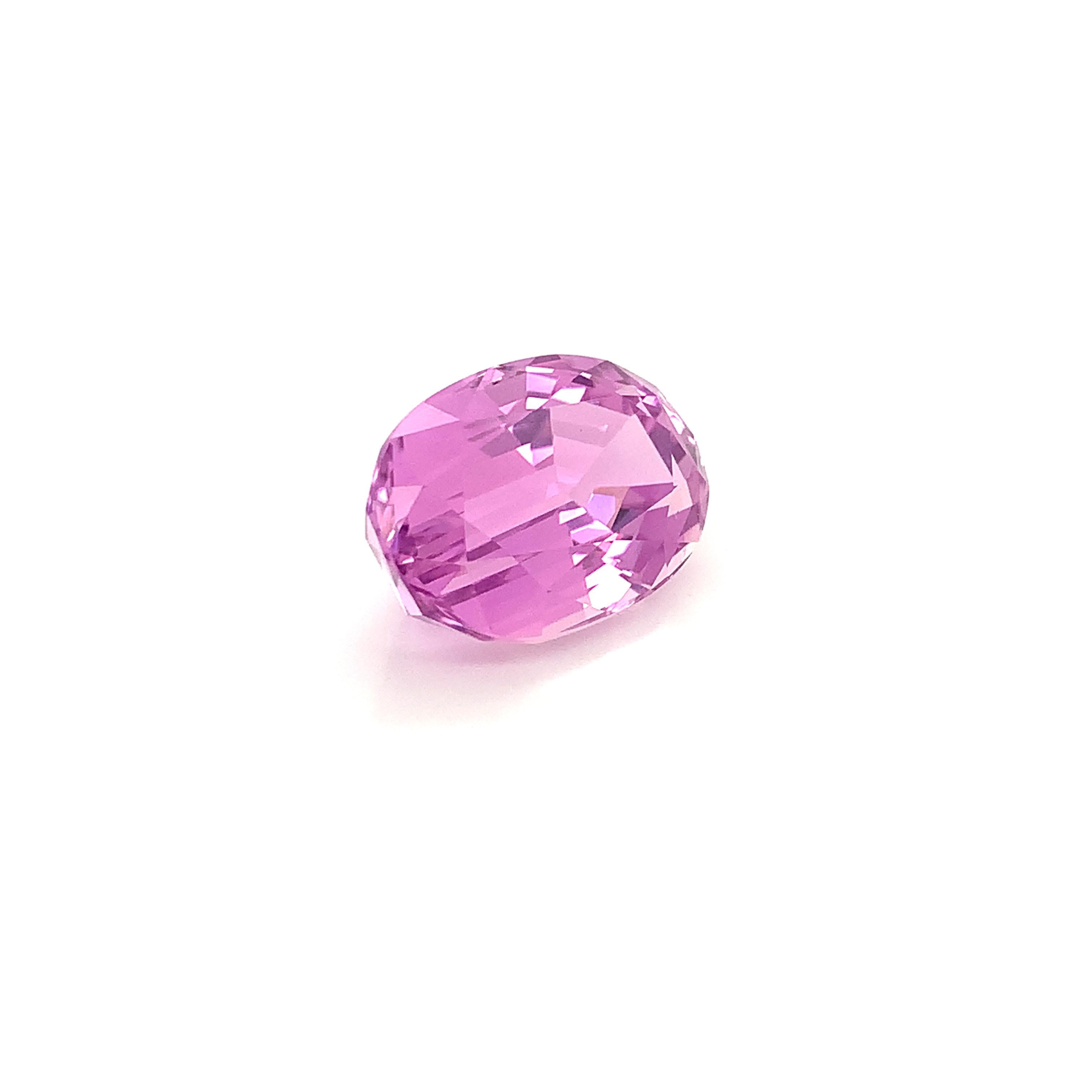 Stunning 26 Cts Kunzite  oval shape cut gem offered loose to a special occasion.
Top colour and very clean, this stone is a masterpiece for an unique design.
We offer tailor made jewelry work in our workshop in Italy ( pendant, bracelet, necklace,