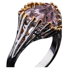 Kunzit & Rubin Designer-Ring // Natürlicher Kunzit im Billionen-Schliff // Sterling Silber