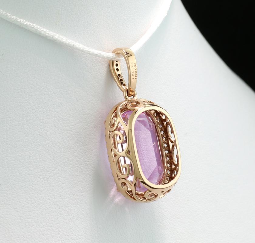 Kunzite Stunning lilac colour 24.11 Carat Diamonds Pendant 18 Karat Rose Gold In New Condition For Sale In München, DE