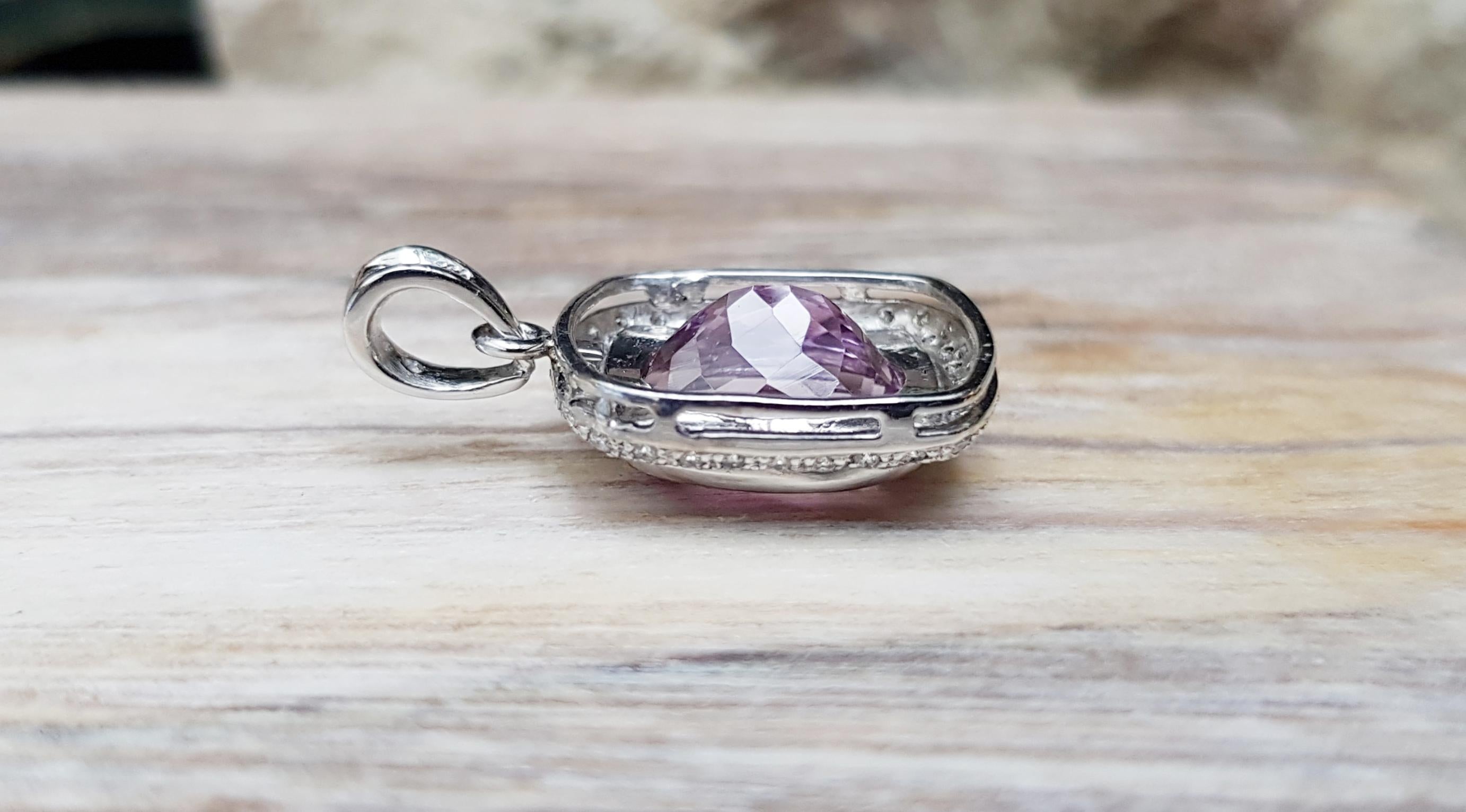 Taille mixte Bague en or rose 18 carats sertie d'un péridot en vente