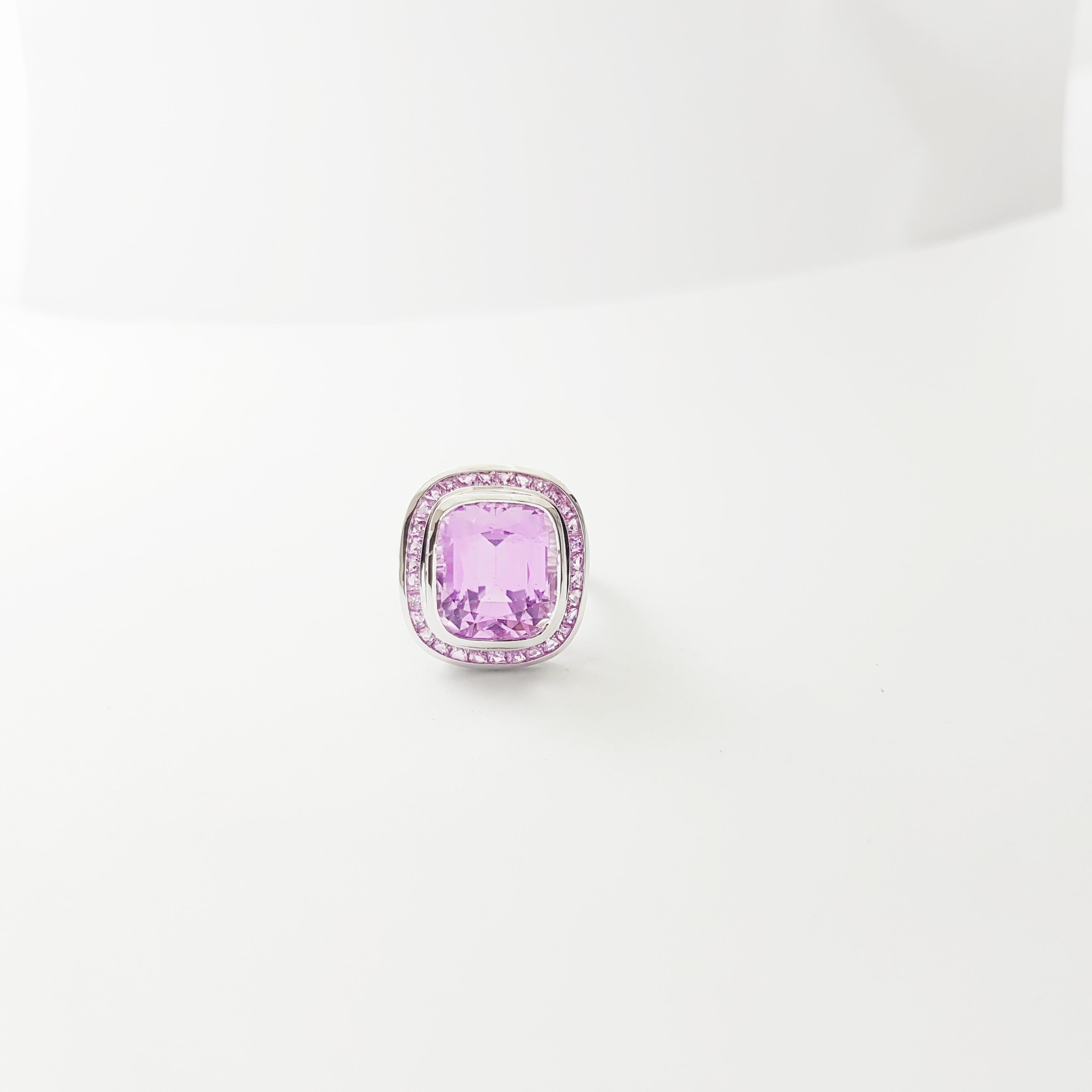 Kunzite with Pink Sapphire Ring set in 18K White Gold Settings For Sale 1