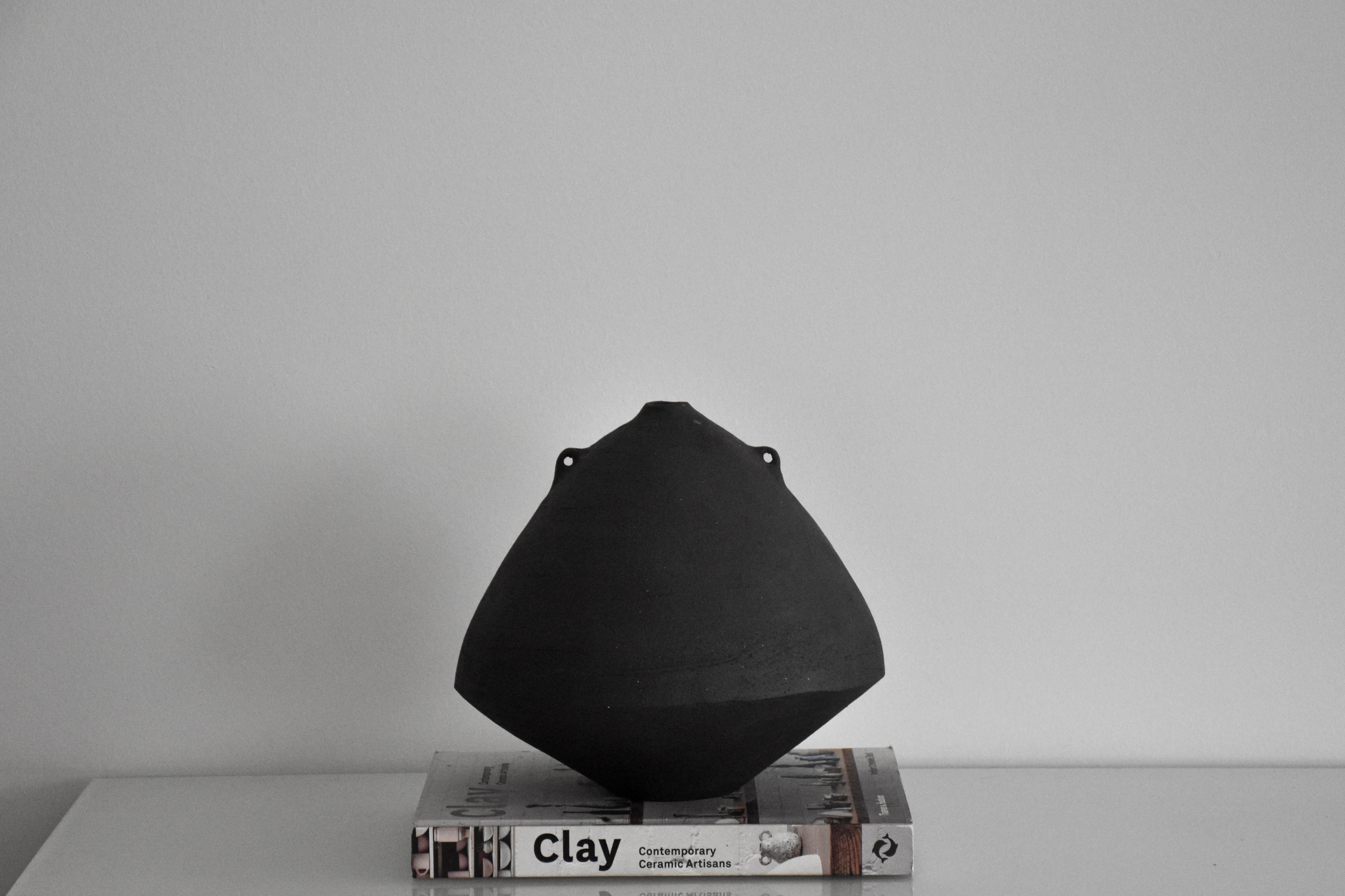 European Küp #S1, Black Sculptural Vase For Sale