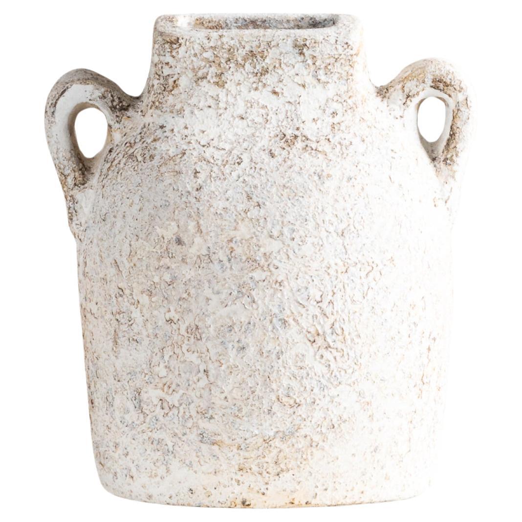Brocca vaso Kuping, forma organica in terracotta strutturata fatta a mano in bianco