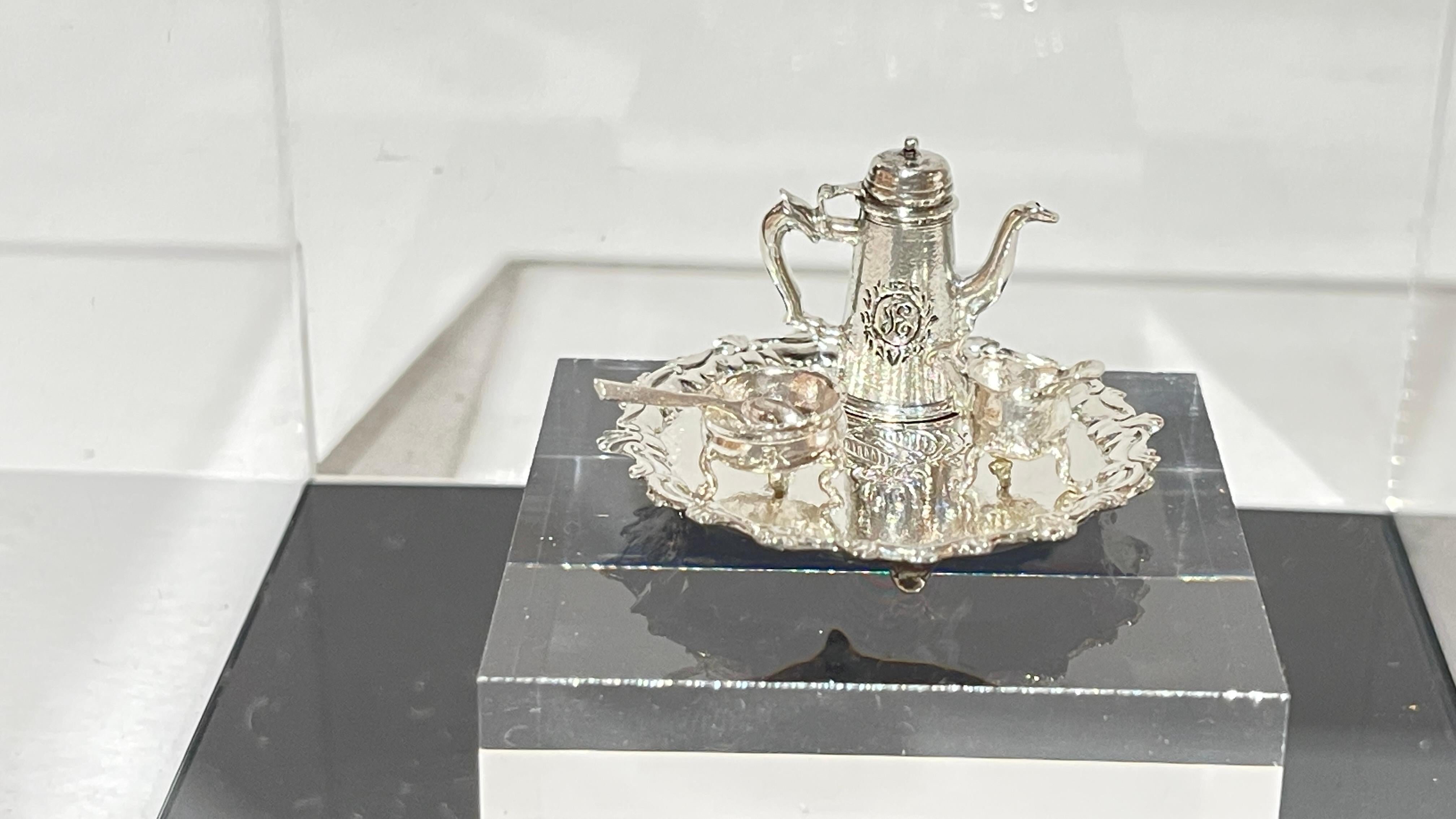 XXI secolo e contemporaneo Miniature di Studio Kupjack Collection in argento - Per chi beve il caffè in vendita
