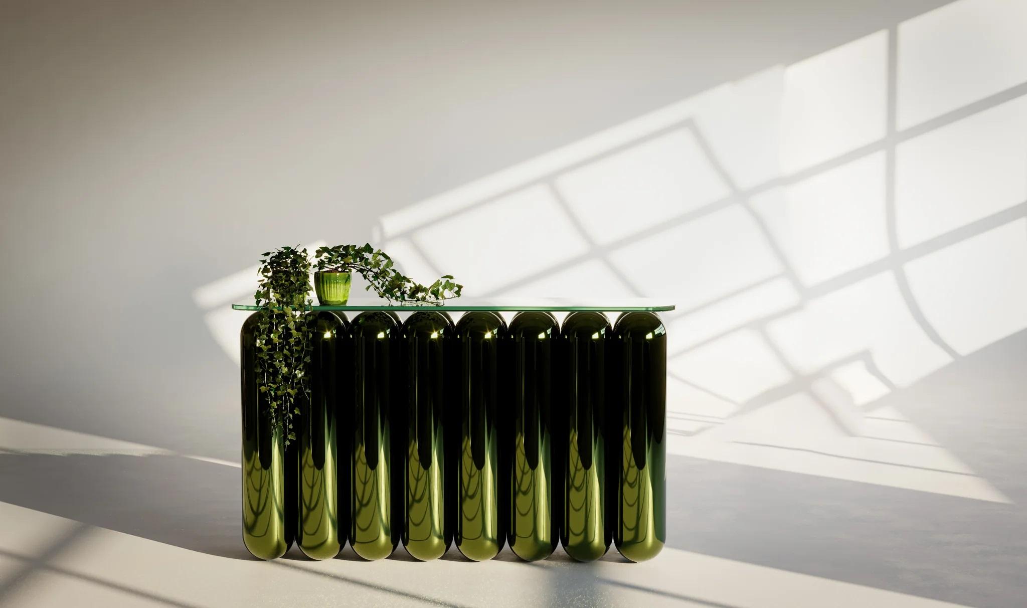Kupoli Konsolentisch 16 von Cameron Design House
Abmessungen: T 35 x B 127 x H 75 cm.
MATERIALIEN: Stahl, Glas.

Erhältlich in anderen Abmessungen.
Erhältlich in lackierter oder pigmentierter Chrom-Ausführung. Bitte kontaktieren Sie uns.

Der Kupoli