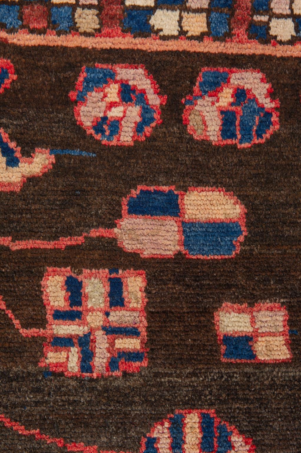 Kurdestan Old Carpet In Excellent Condition For Sale In Alessandria, Piemonte
