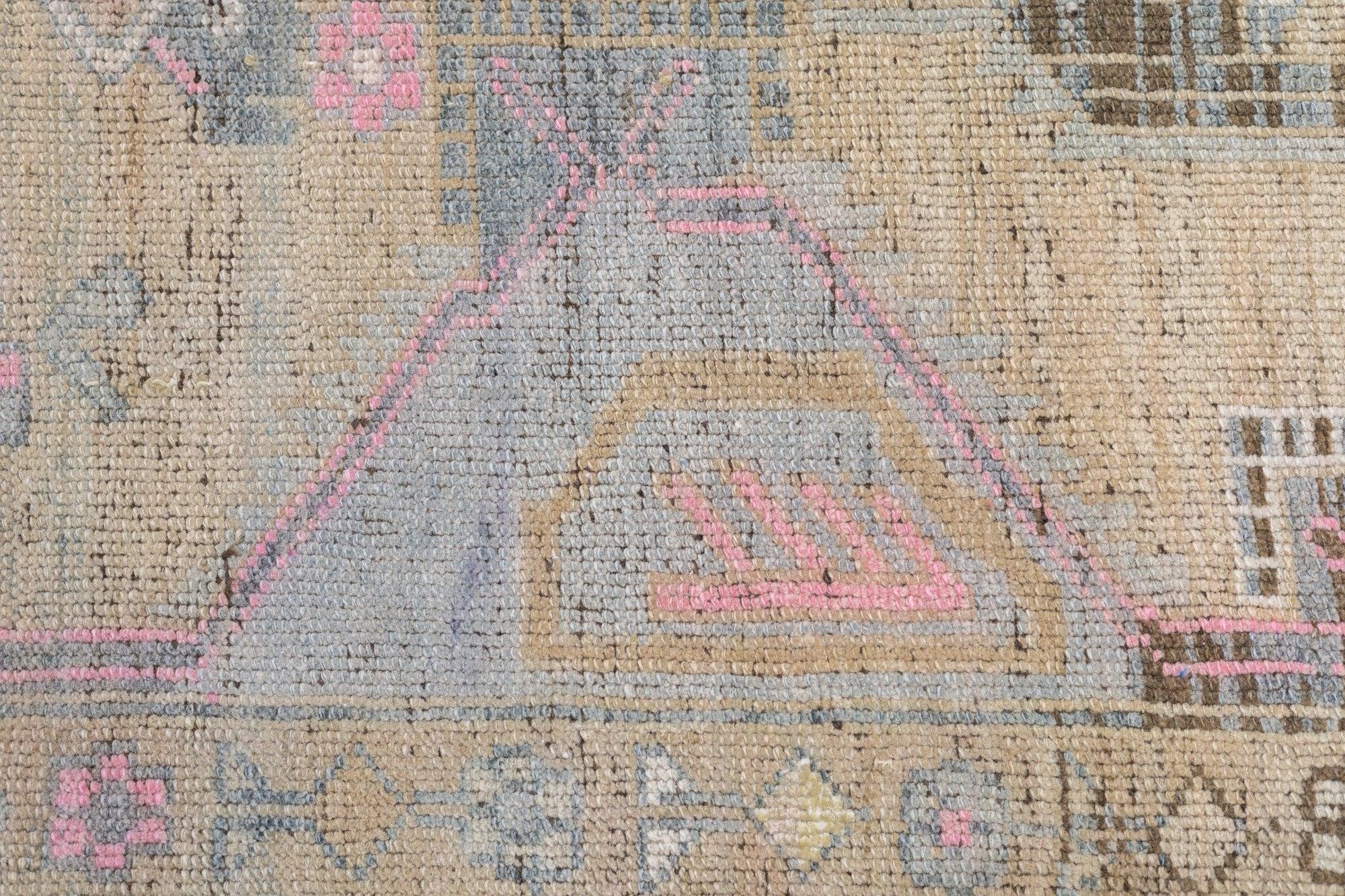 Tapis kurde 3'2'' x 5'10'' en vente 5