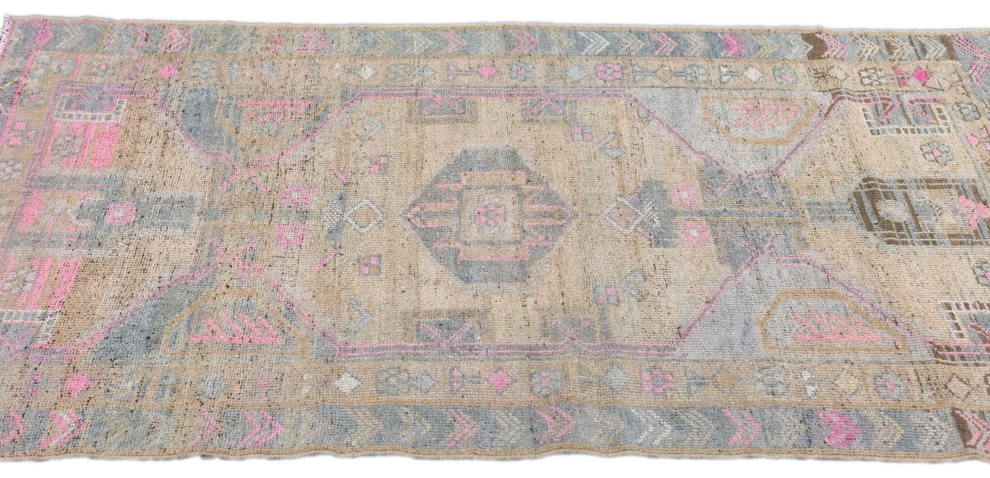 Tapis kurde 3'2'' x 5'10'' en vente 1