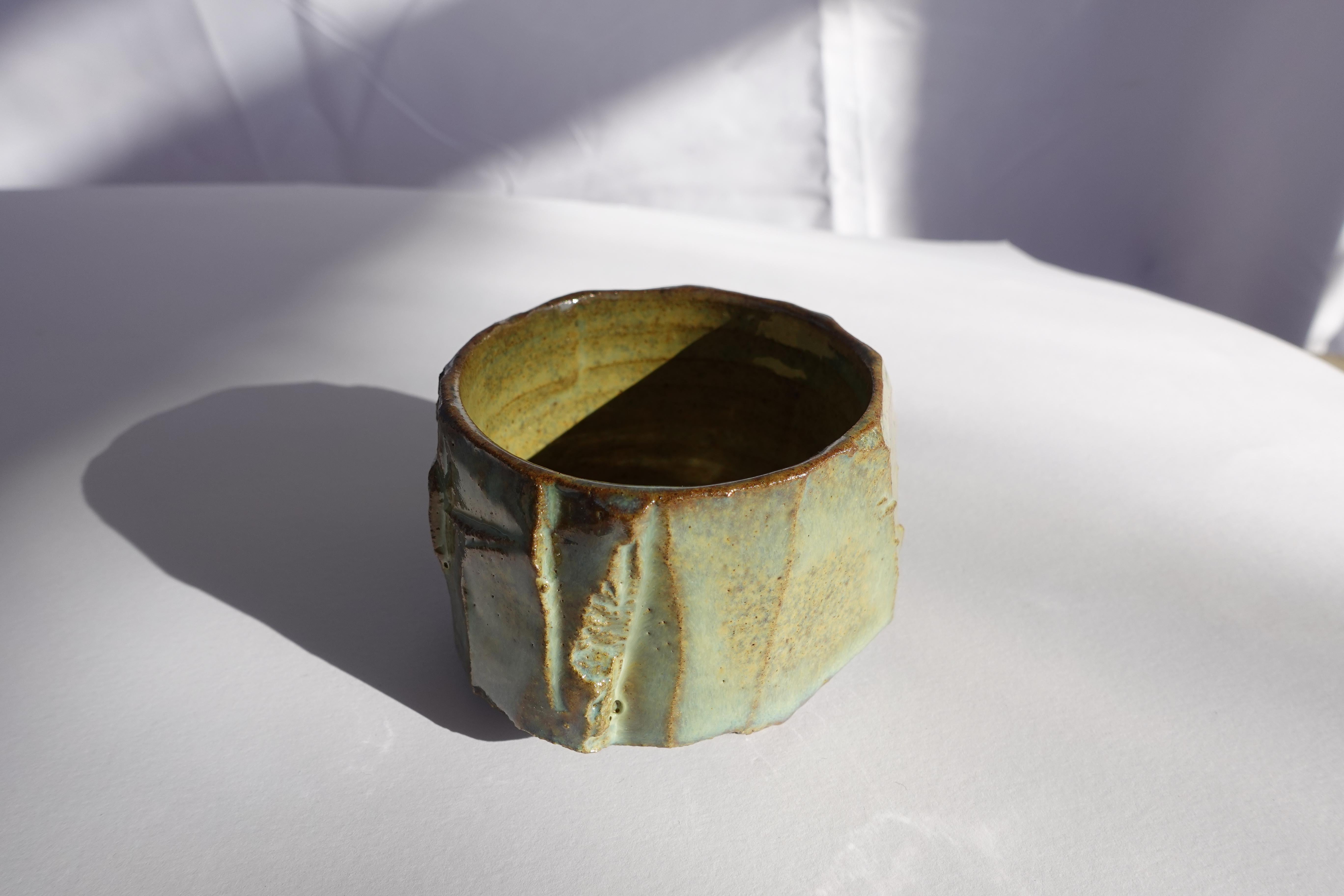 Coupe sculptée Kurinuki par Audrey Vo Van - Grès - Wabi-Sabi en vente 2