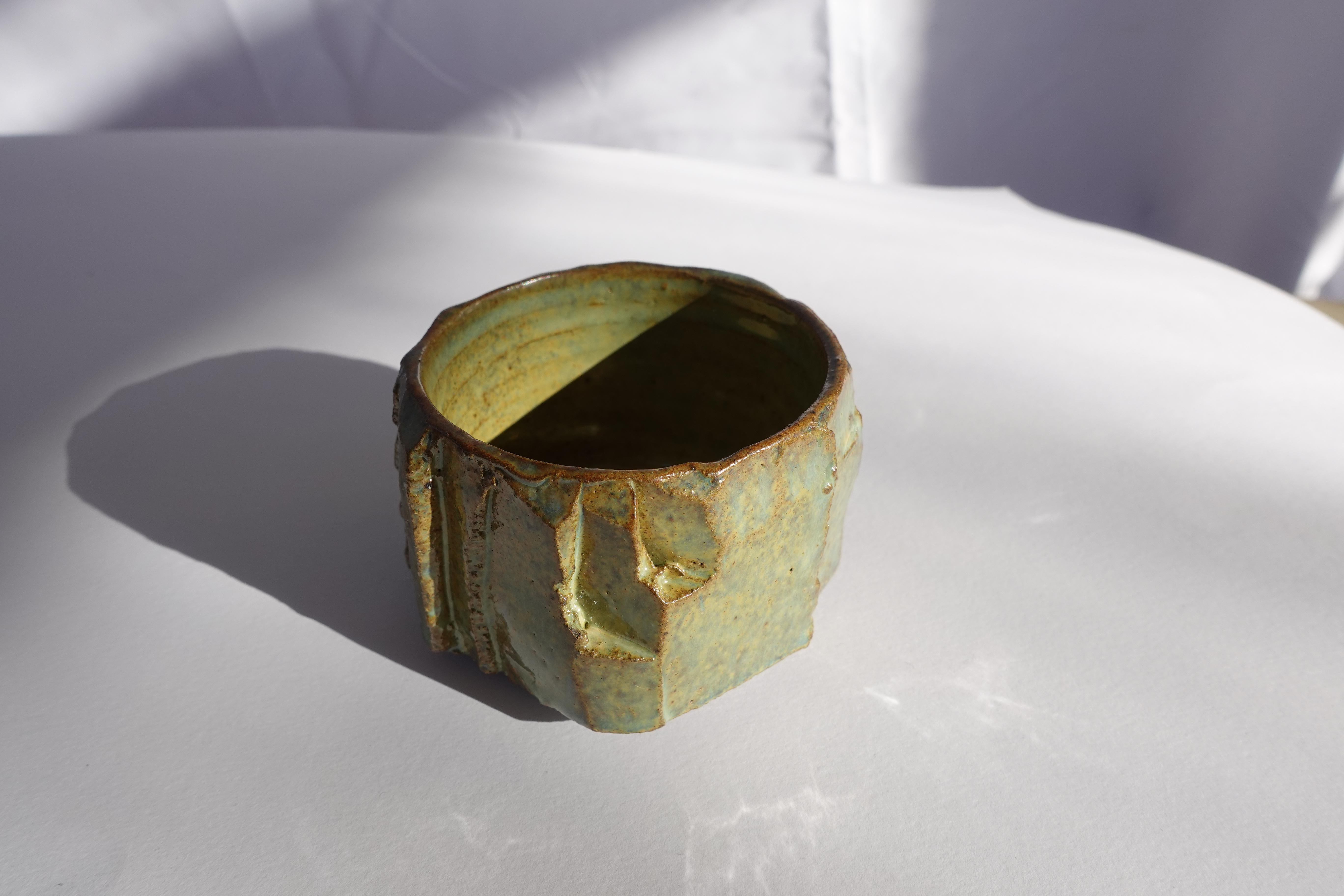 Coupe sculptée Kurinuki par Audrey Vo Van - Grès - Wabi-Sabi en vente 4