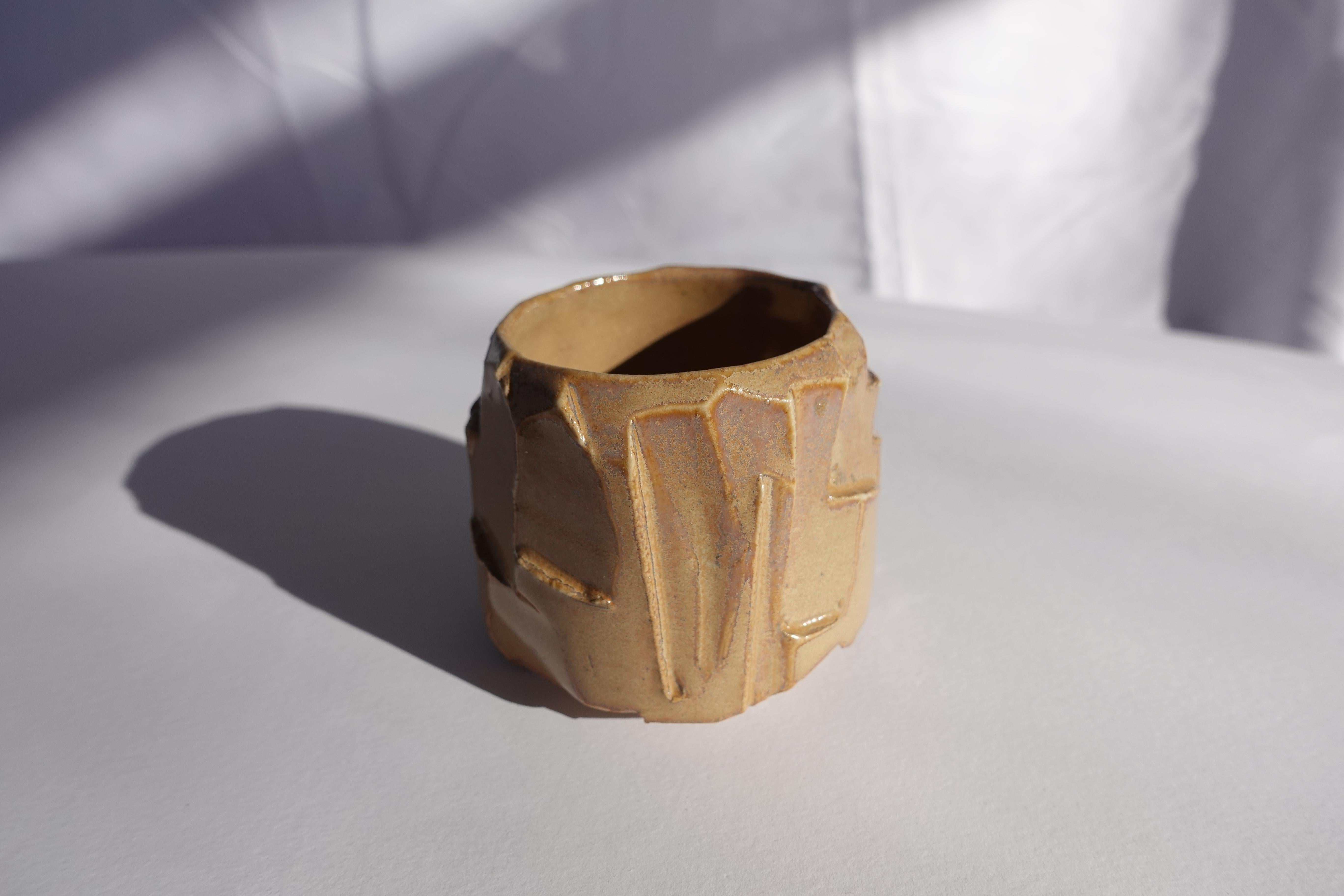 Coupe sculptée Kurinuki par Audrey Vo Van - Grès - Wabi-Sabi en vente 4
