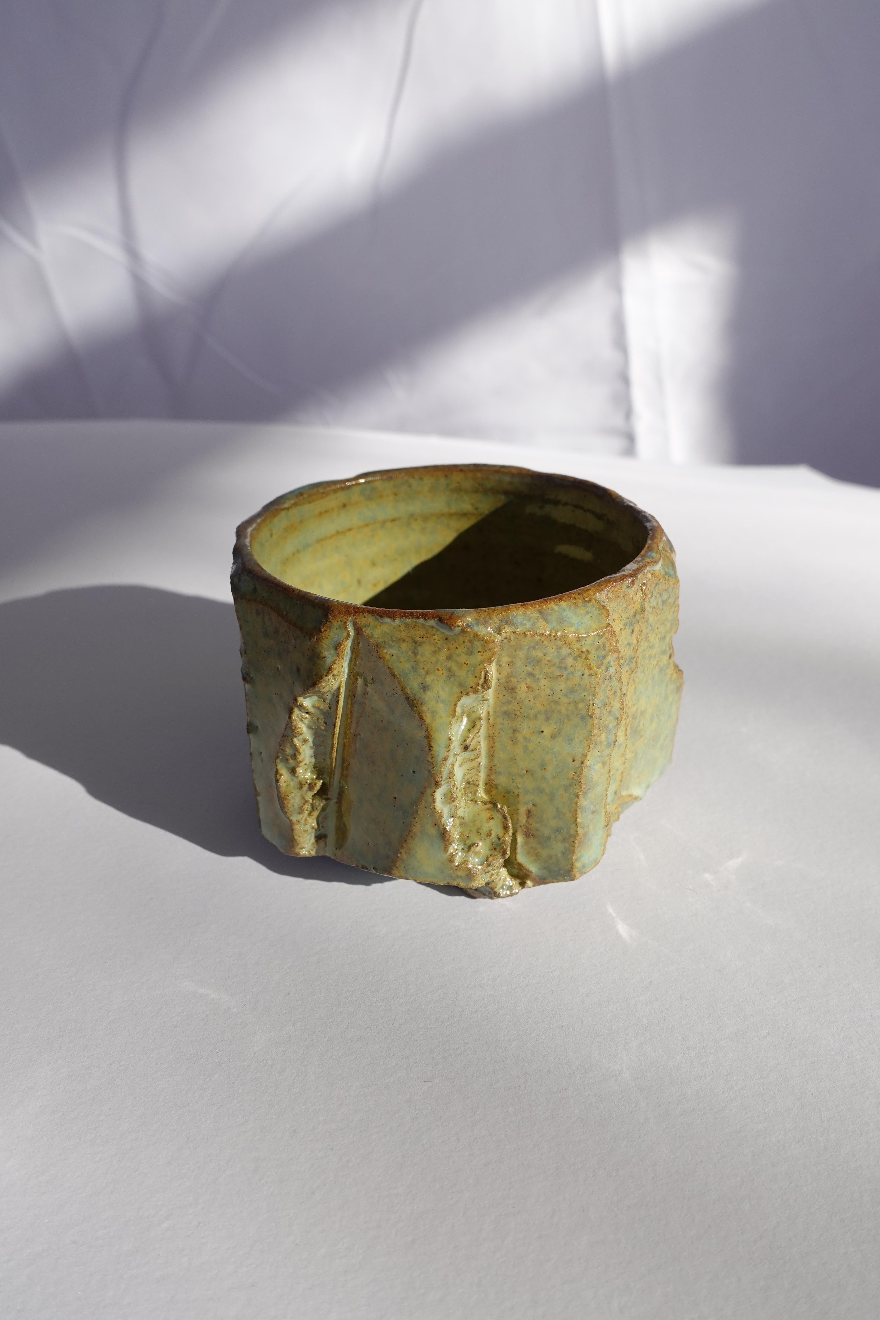 Coupe sculptée Kurinuki par Audrey Vo Van - Grès - Wabi-Sabi en vente 8