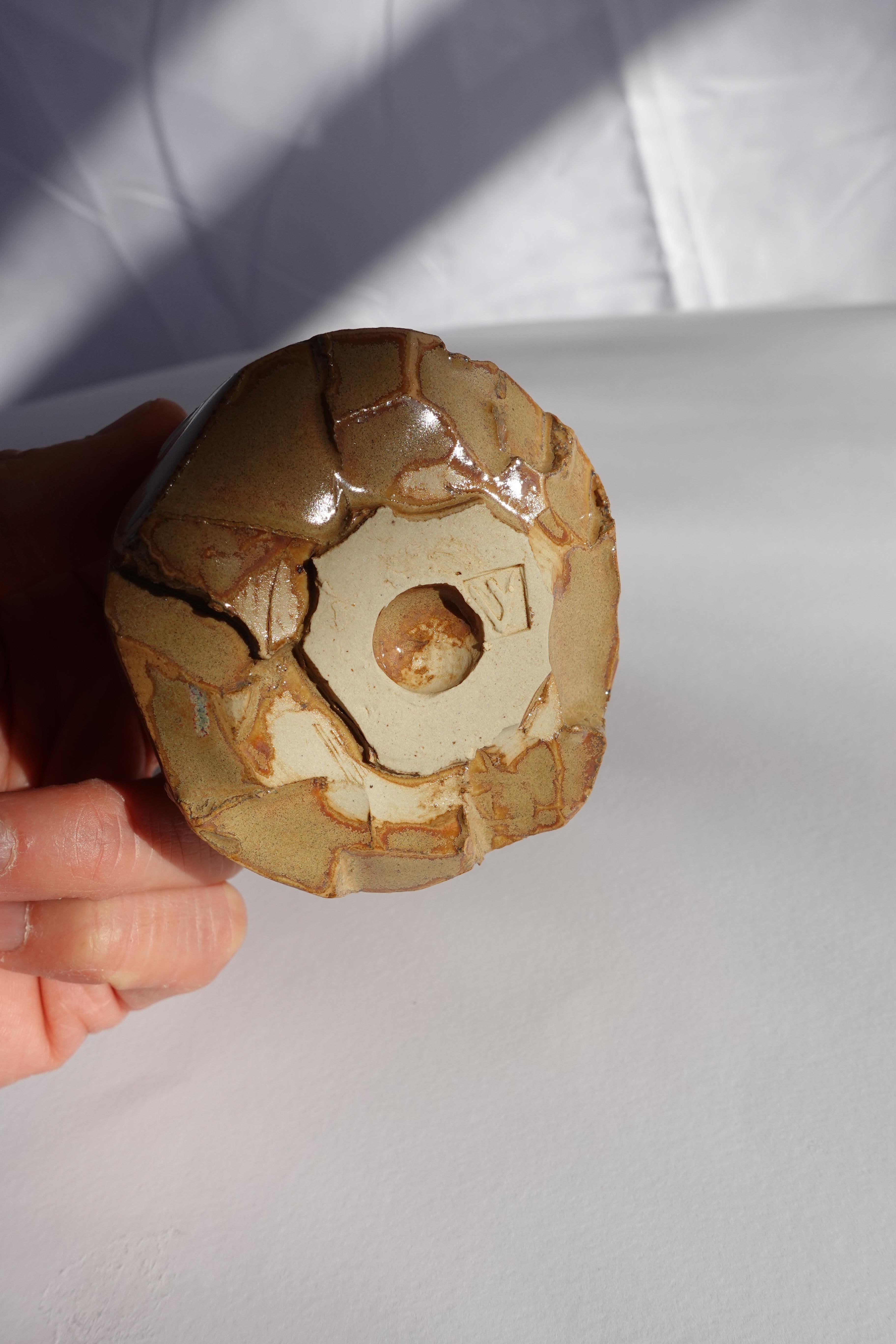 Coupe sculptée Kurinuki par Audrey Vo Van - Grès - Wabi-Sabi en vente 9