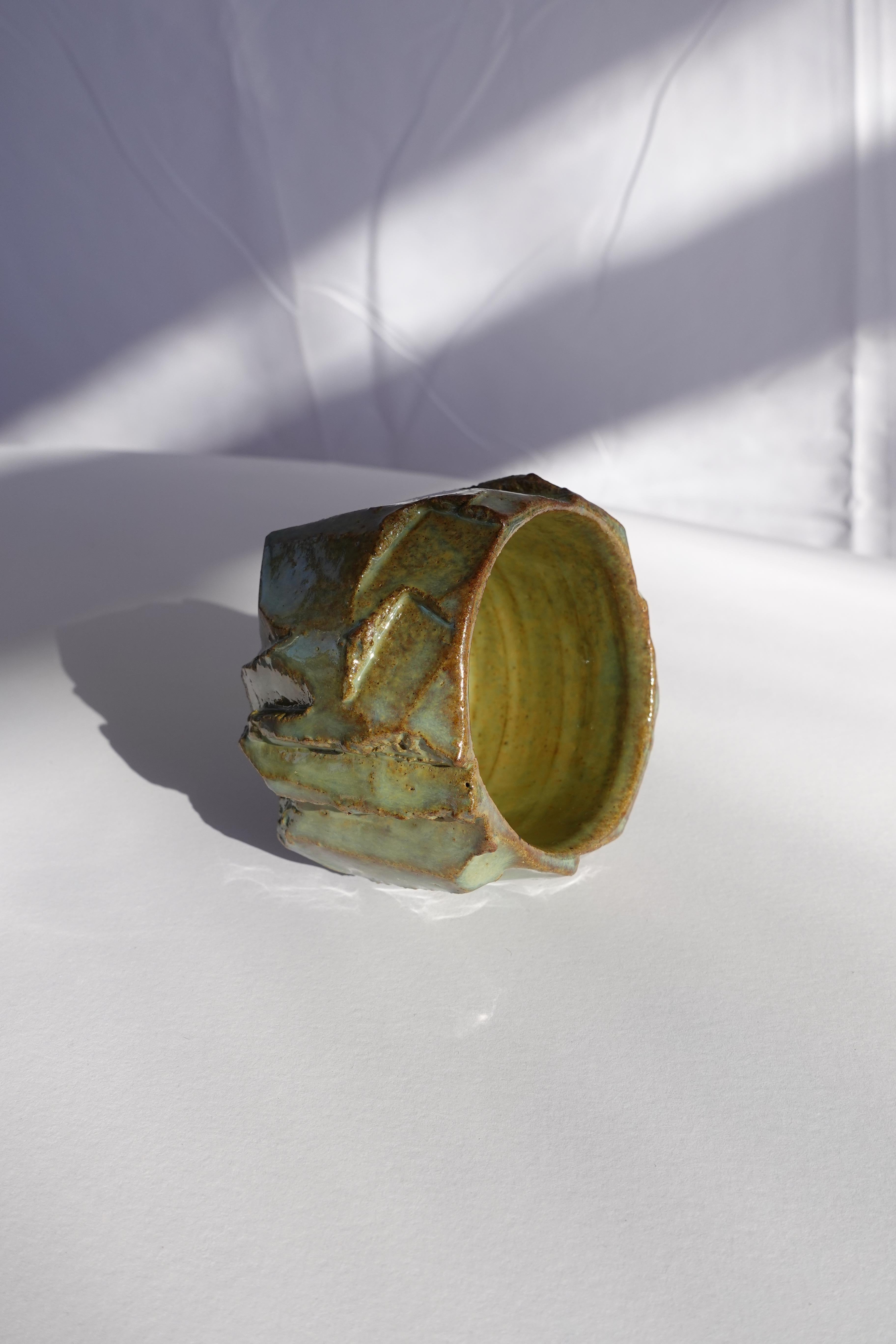 Coupe sculptée Kurinuki par Audrey Vo Van - Grès - Wabi-Sabi en vente 11