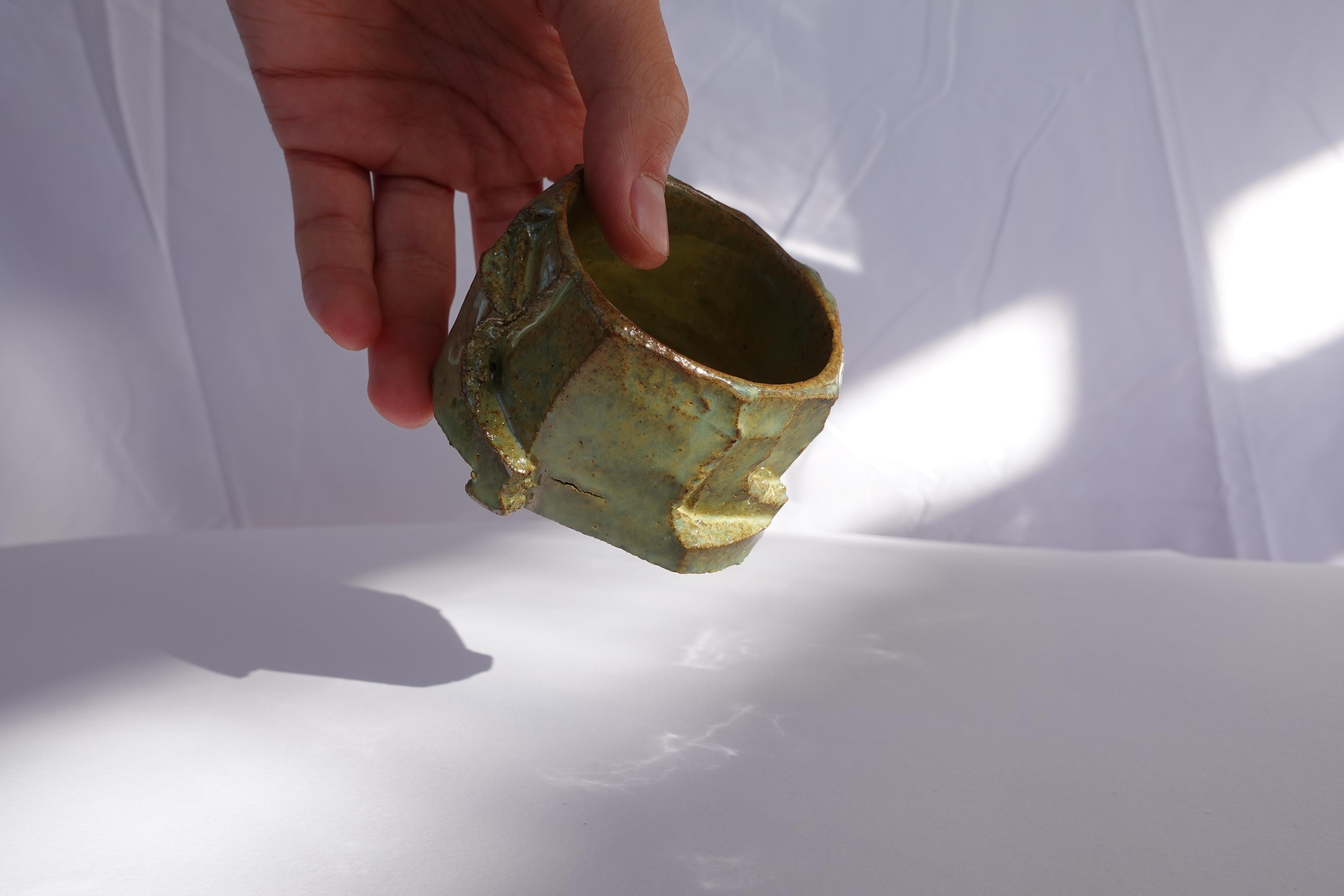 Céramique Coupe sculptée Kurinuki par Audrey Vo Van - Grès - Wabi-Sabi en vente