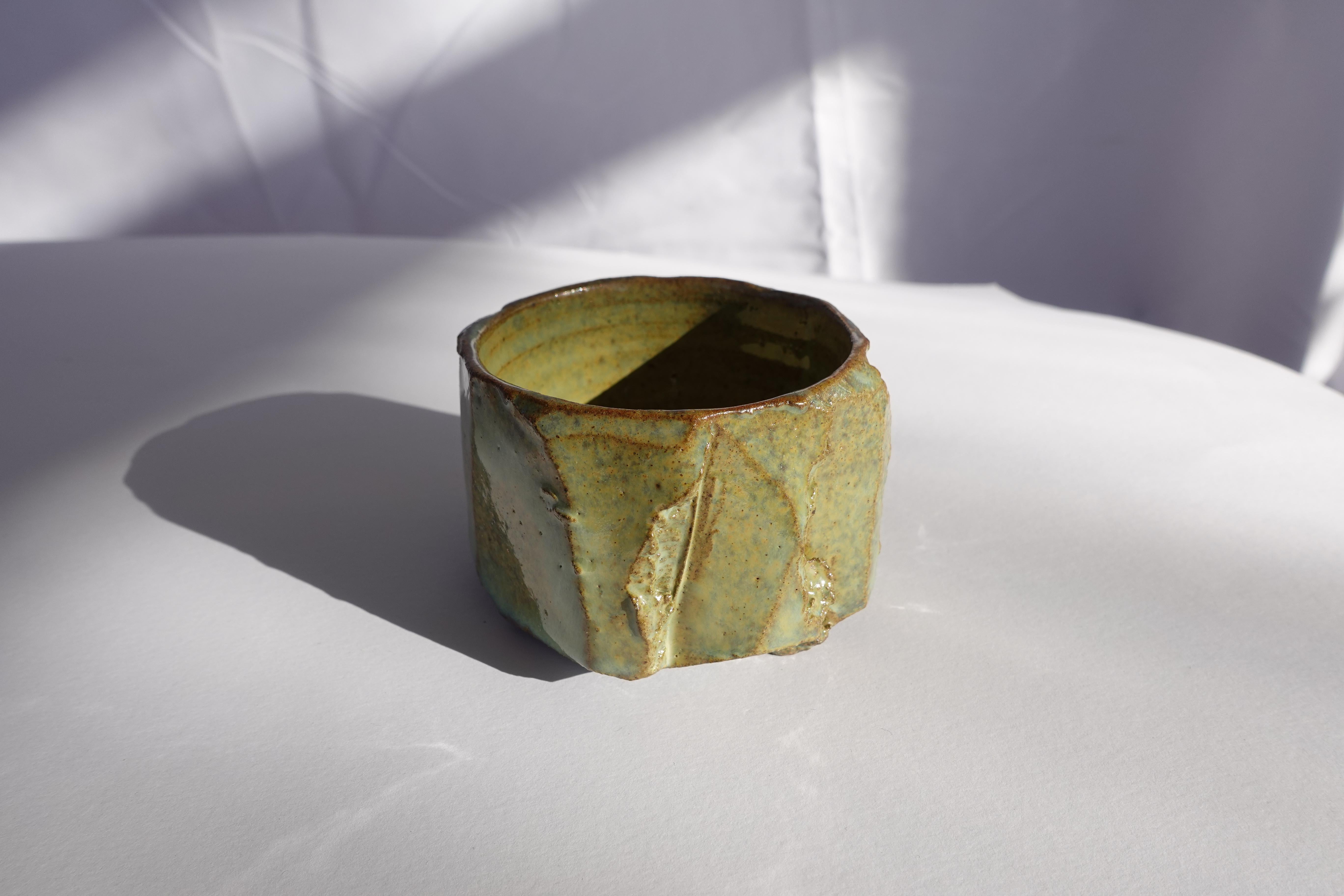 Coupe sculptée Kurinuki par Audrey Vo Van - Grès - Wabi-Sabi en vente 1