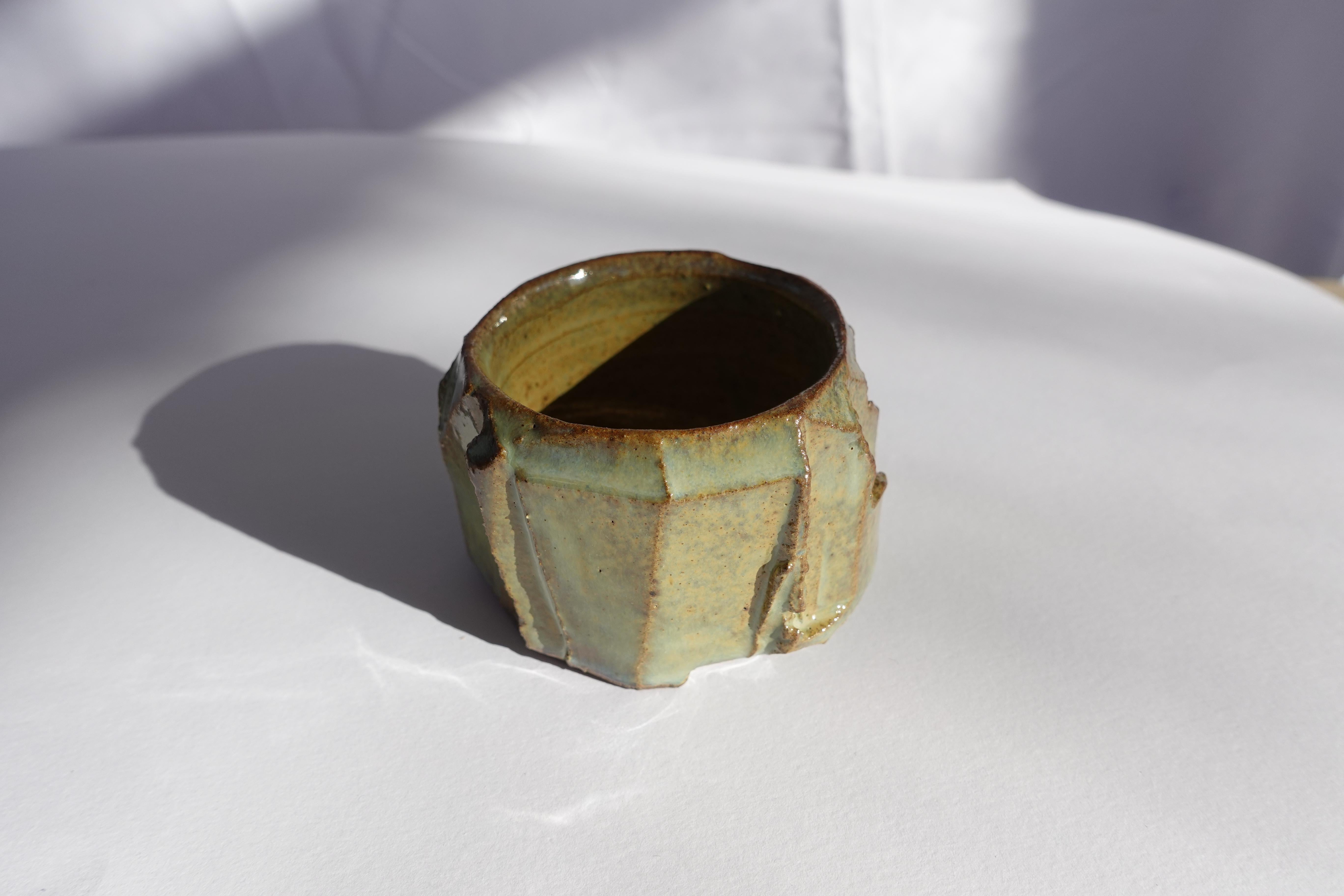 Coupe sculptée Kurinuki par Audrey Vo Van - Grès - Wabi-Sabi en vente 1