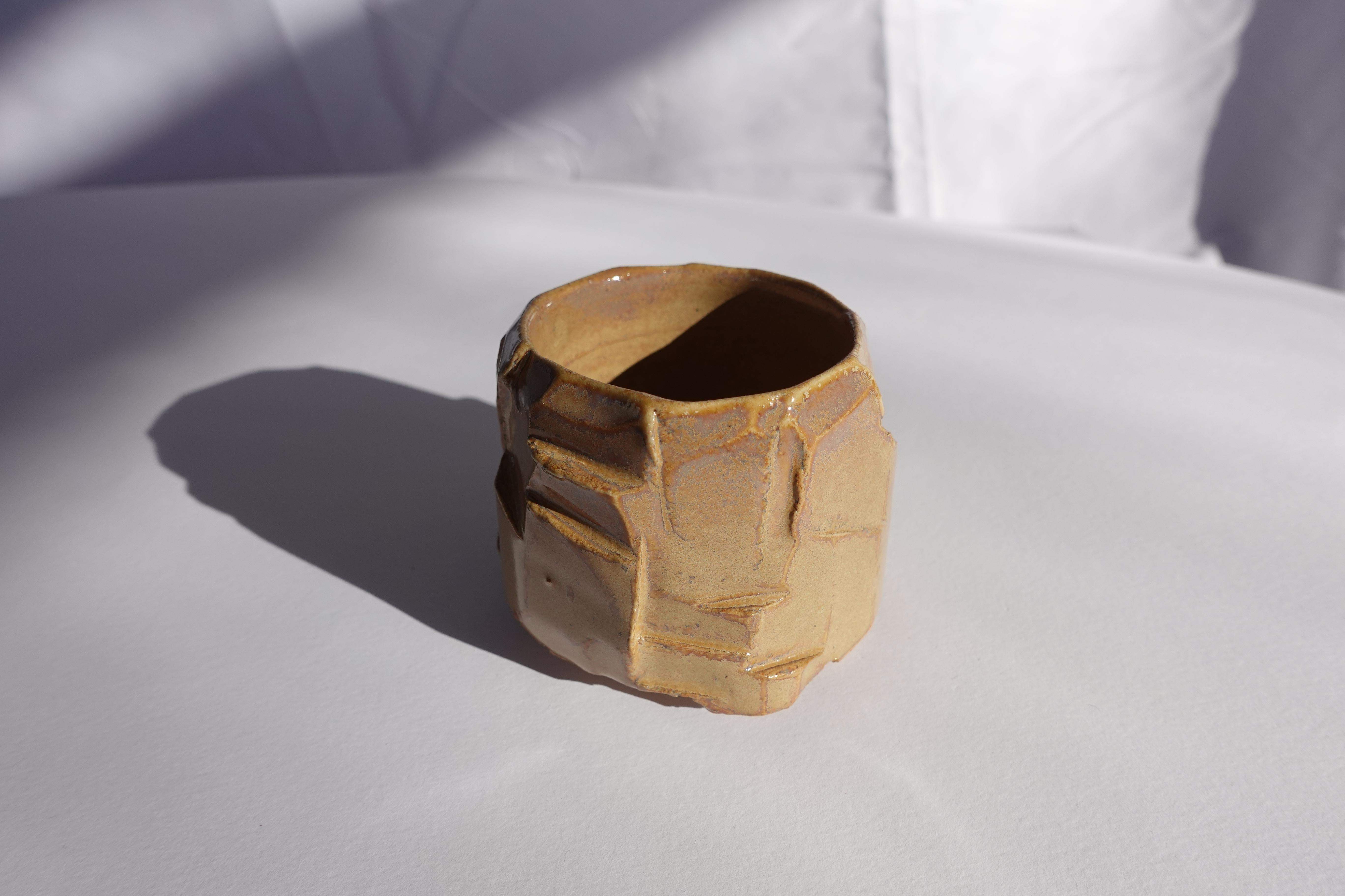 Coupe sculptée Kurinuki par Audrey Vo Van - Grès - Wabi-Sabi en vente 1