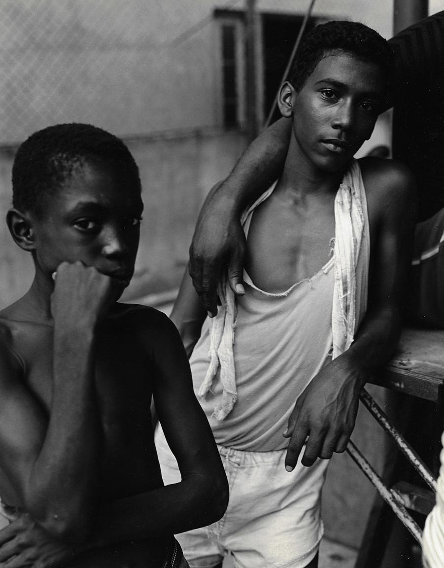 Kurt Markus Black and White Photograph - Boxers, Havana, Cuba