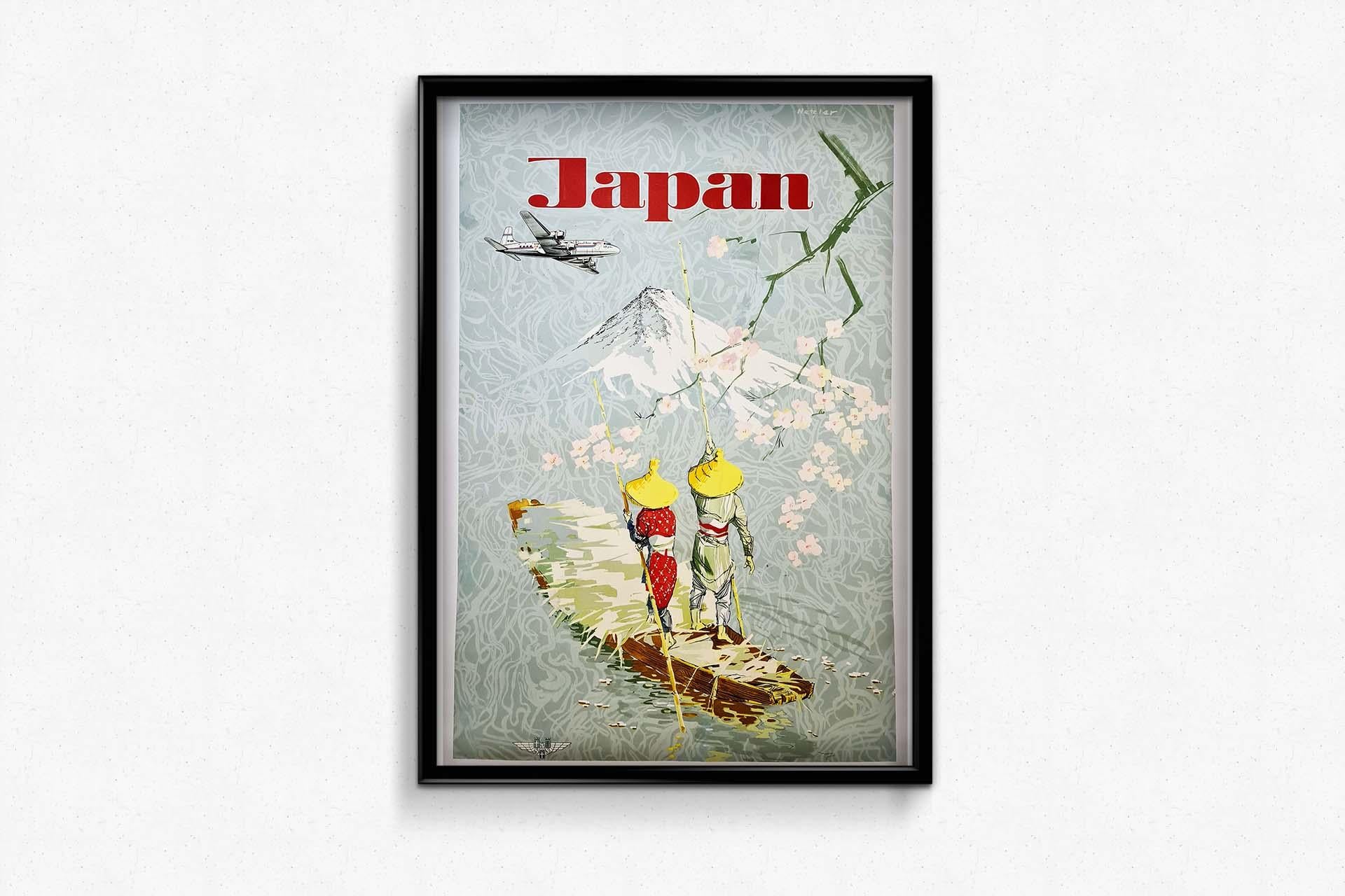Cette belle affiche originale fait la promotion des vols de Scandinavian Airlines System (SAS) vers le Japon. Une scène merveilleuse et détaillée de Netzler représentant deux fermiers japonais ramenant leur récolte chez eux en bateau, un cerisier en