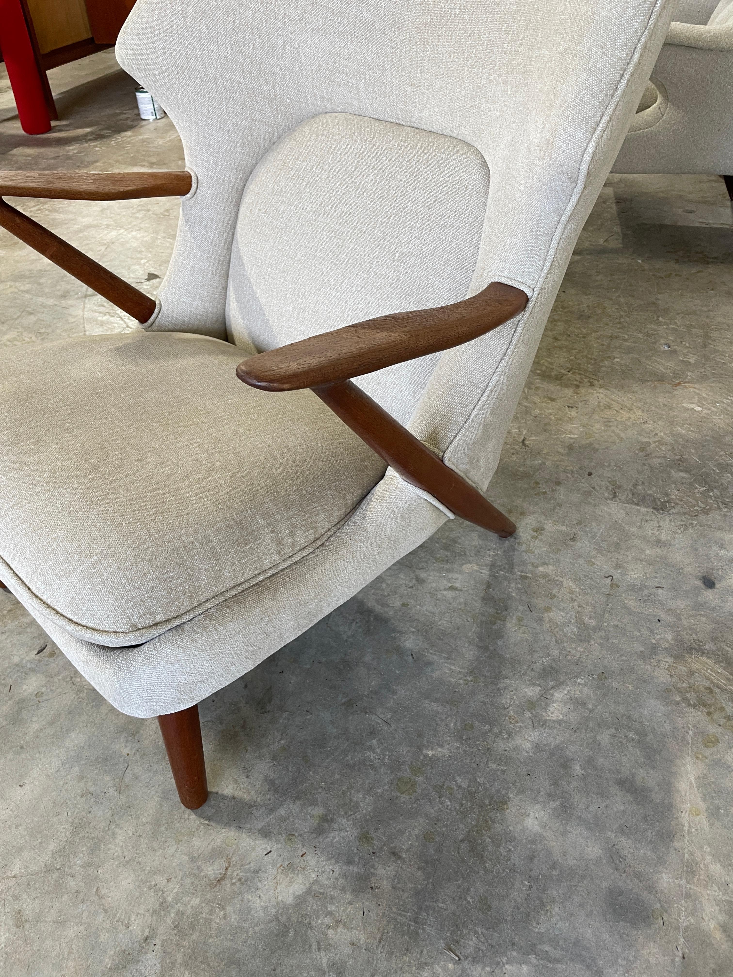 Kurt Olsen 221 pour Slagelse Mobelvaerk Lounge Wingback Danish Modern Chair en vente 1