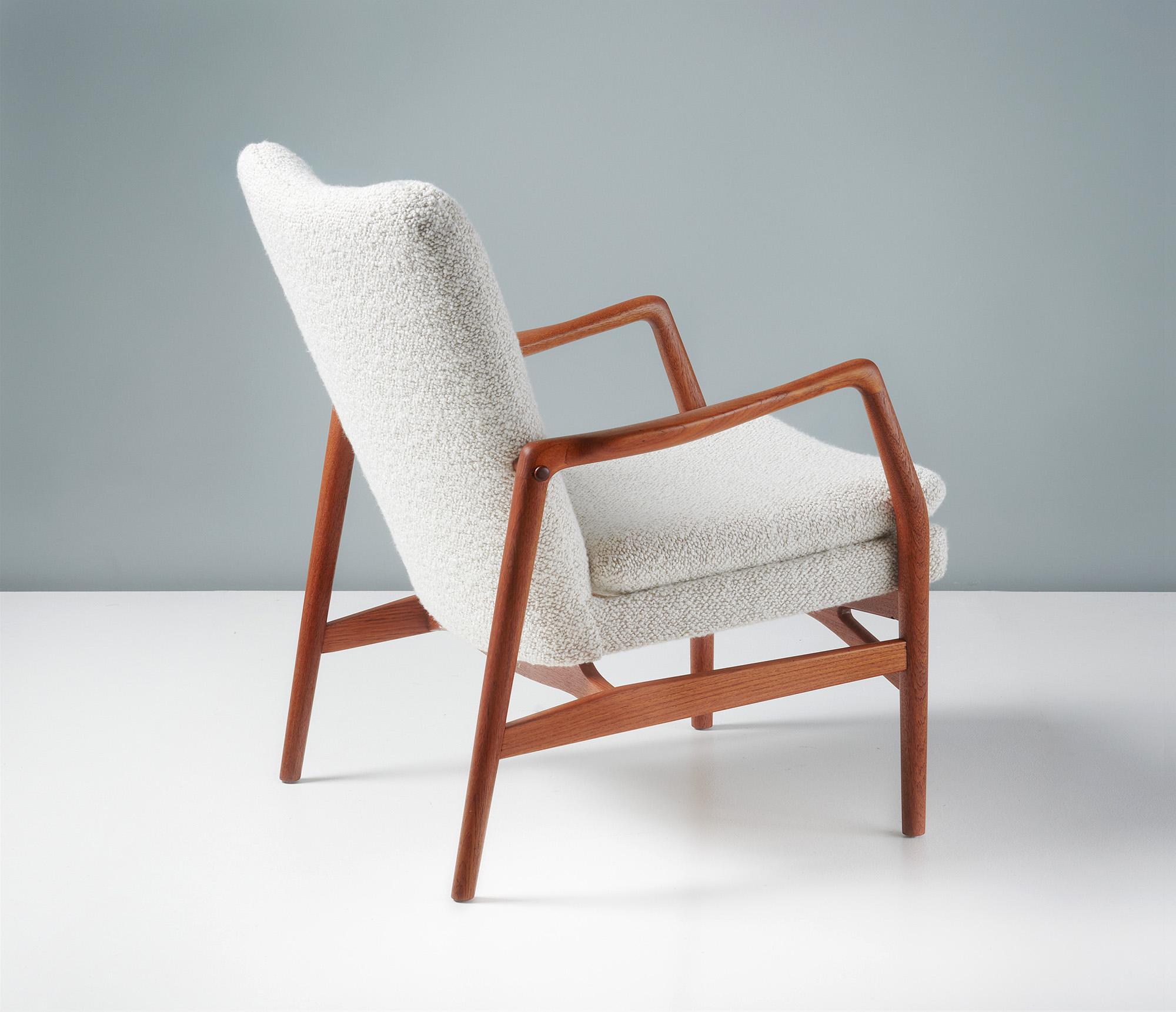 Kurt Olsen Boucle & Teak Lounge Chair, 1950s For Sale 1