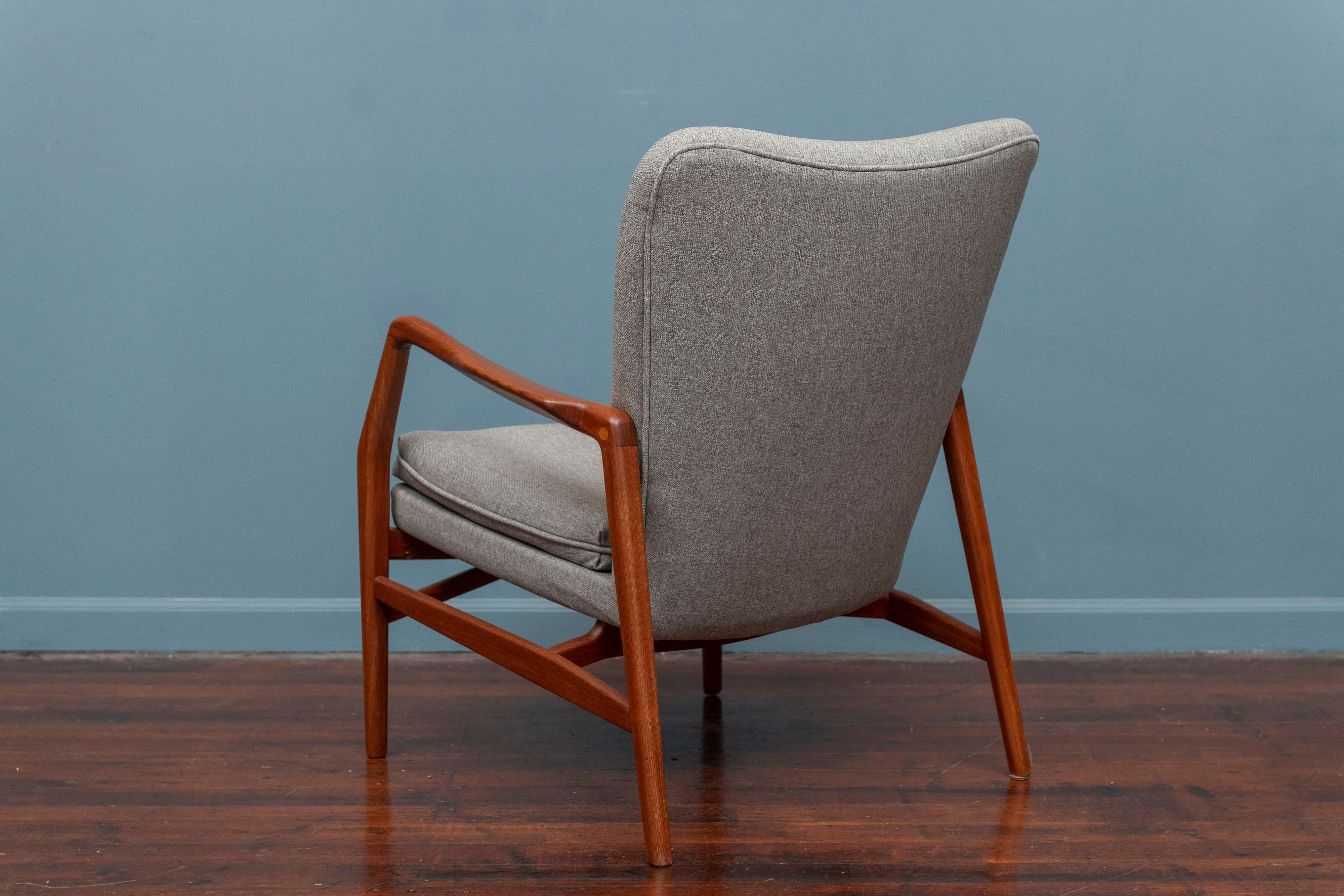 Kurt Olsen Lounge Chair Model 215 for Slagesle In Good Condition In San Francisco, CA