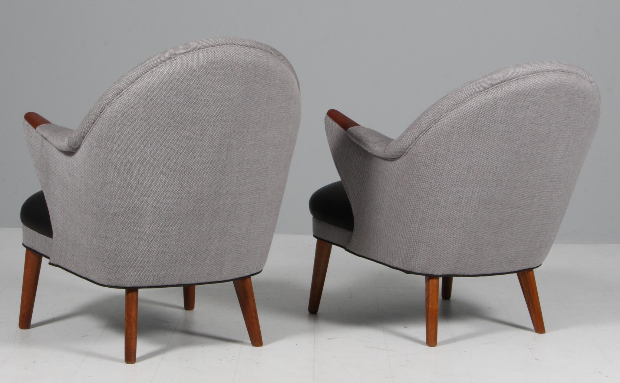 Kurt Olsen lounge chairs in rewool and leather. Denmark 1960's For Sale 1