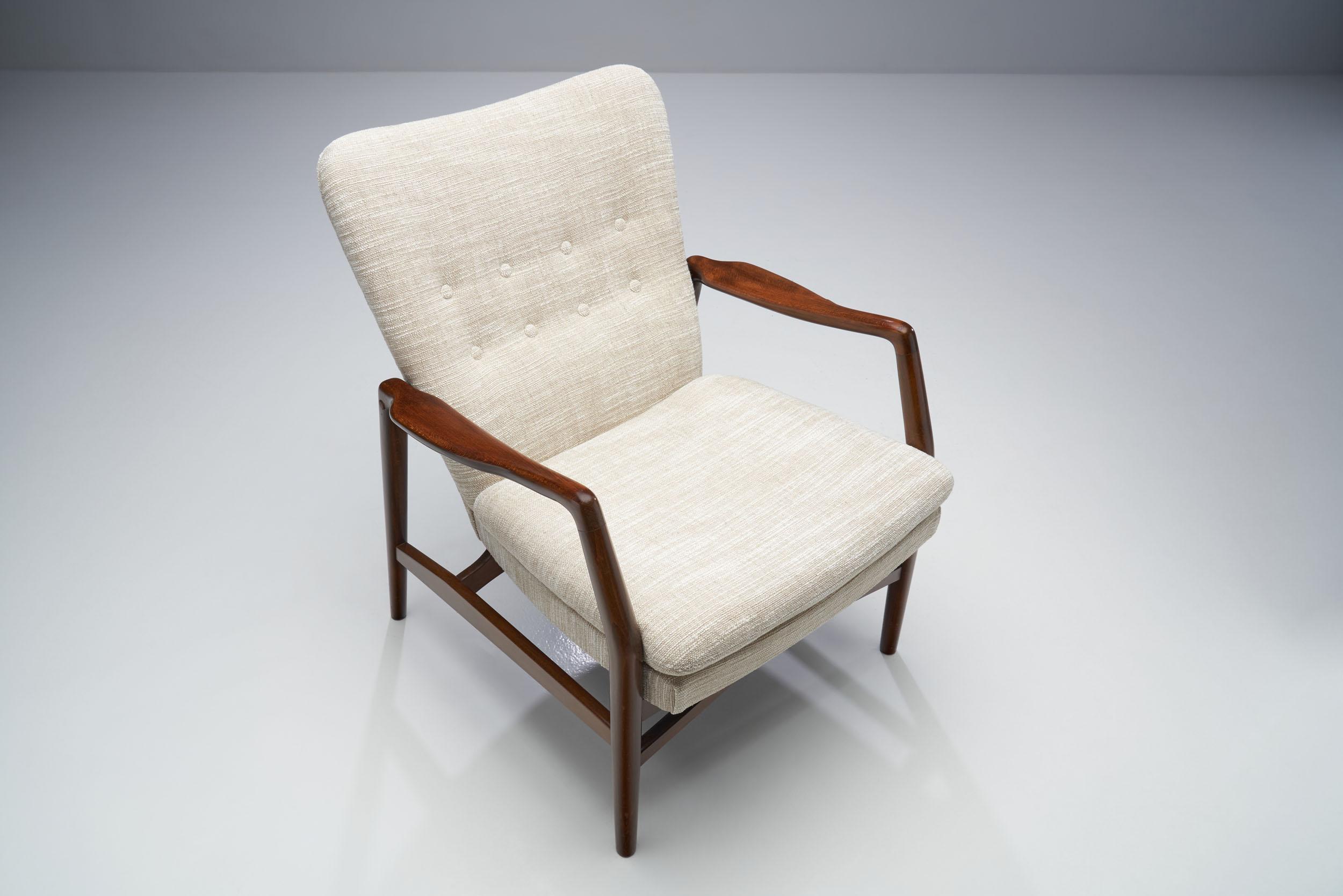 Kurt Olsen “Model 215” Easy Chair for Slagelse Møbelværk, Denmark 1954 For Sale 2